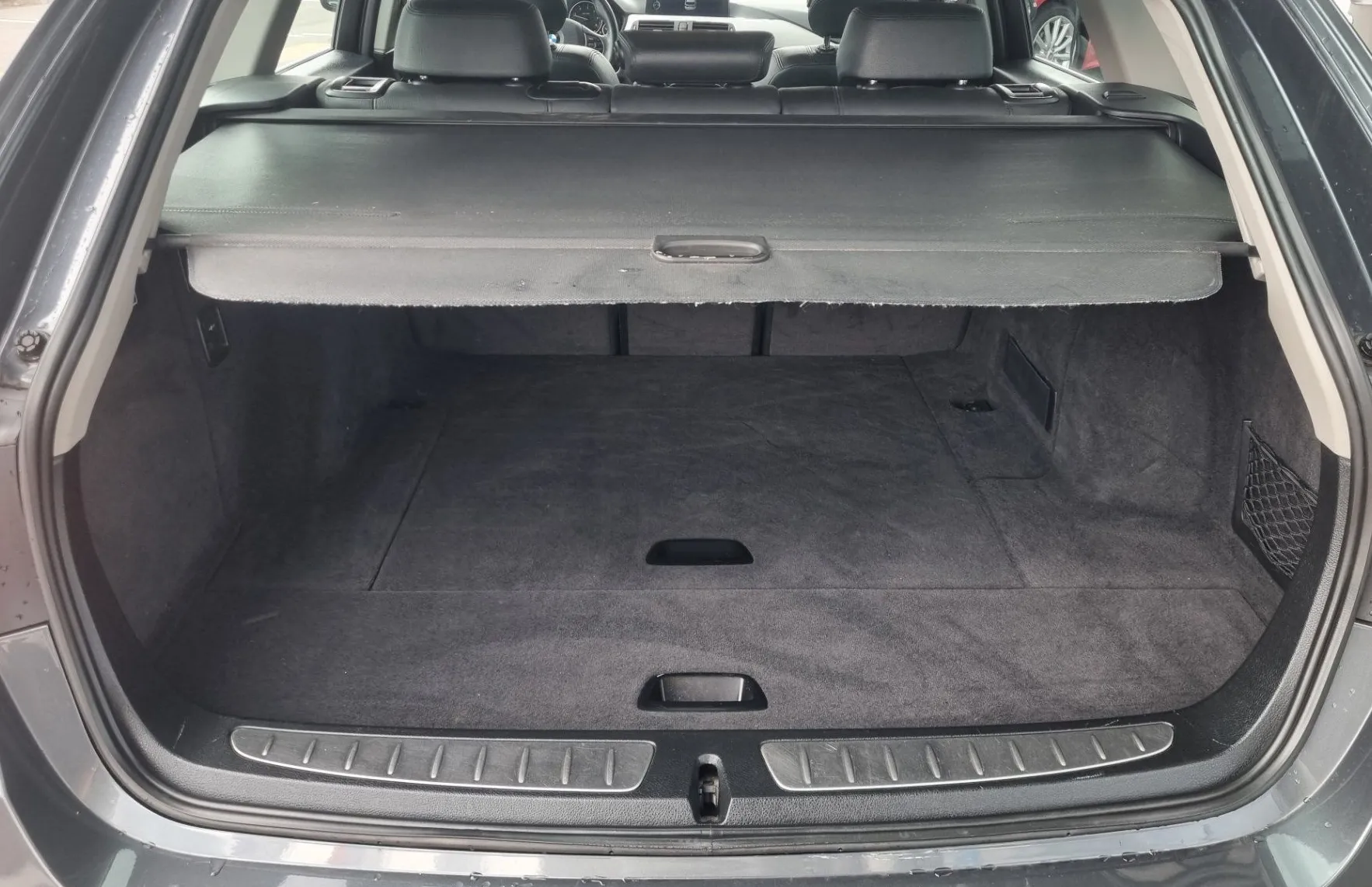 Zunanja slika - BMW Serija 3 - Touring: 318d AVTOMATIK-NAVI-TEMP-PDC... + LEPO OHRANJEN - 11