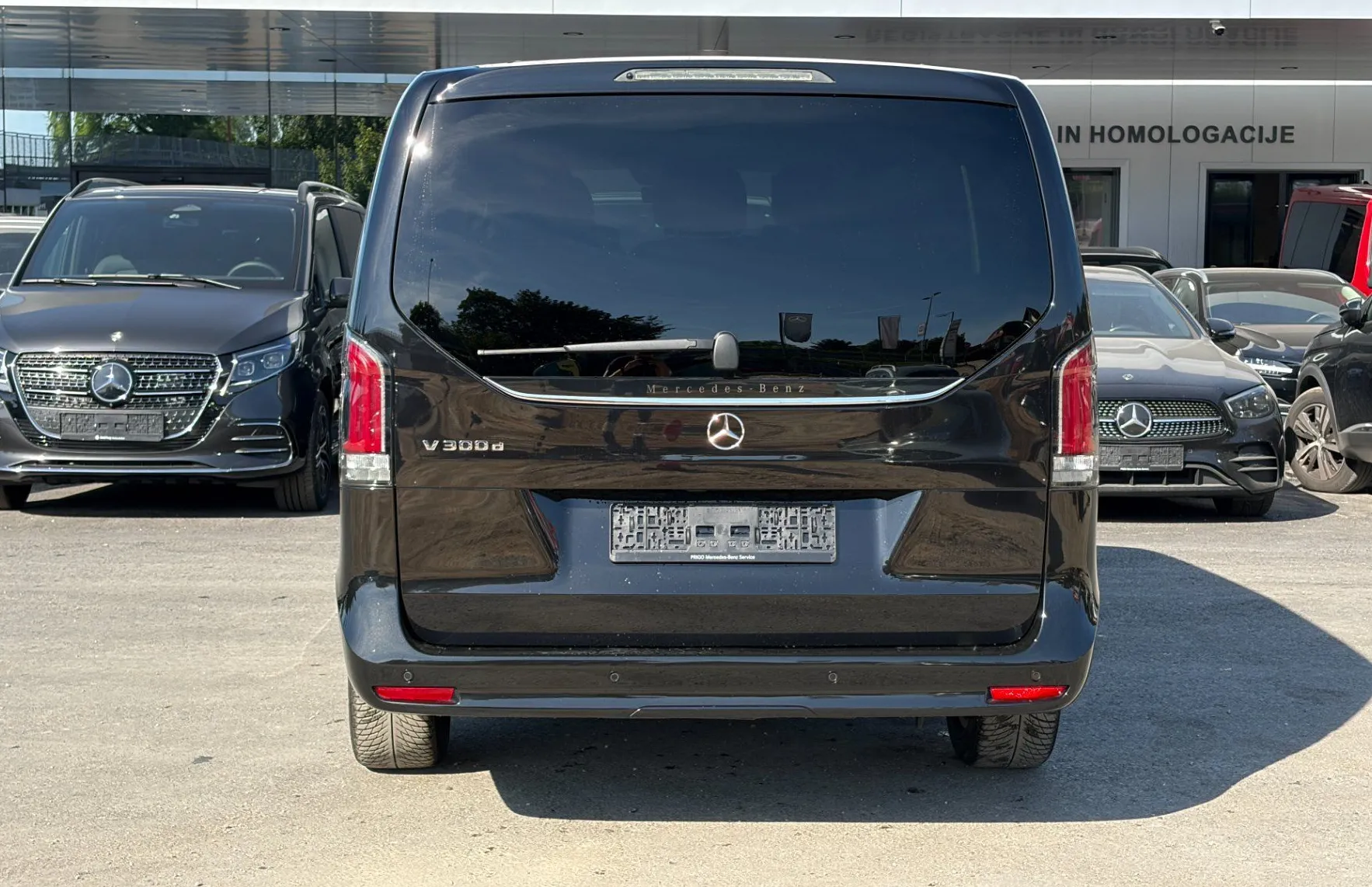 Zunanja slika - Mercedes-Benz V-Razred - V 300 d Avantgarde ekstradolgi Avt. - 4