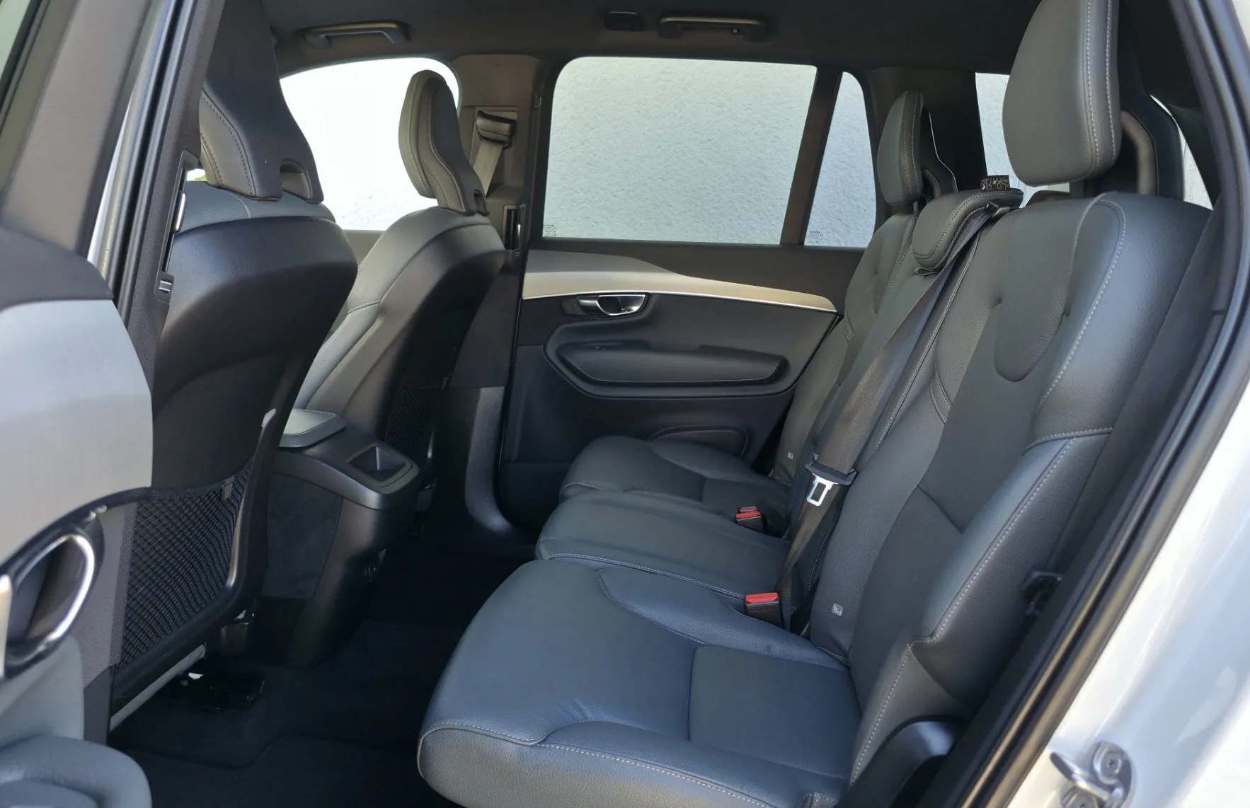 Zunanja slika - Volvo XC90 - B5D AWD Momentum Pro FULLED•ACC•BLIS•KEYLES•KAMERA - 7