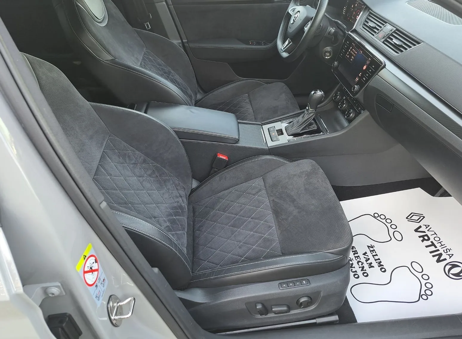 Zunanja slika - Škoda Superb - 2.0 TDI Sportline Combi DSG Z ENOLETNIM JAMSTVOM - 7