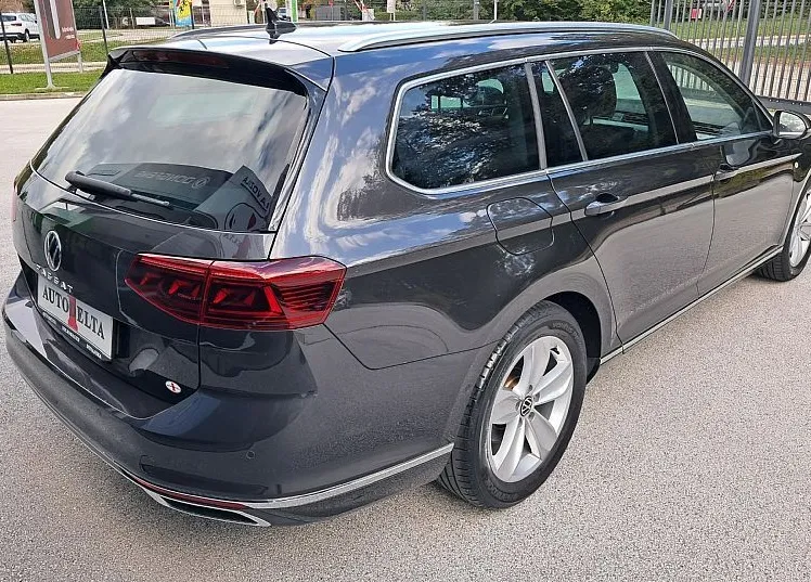 Zunanja slika - VW Passat - Variant .2.0 TDI  Elegance 110kW-150KM DSG samo 73.660km - 5