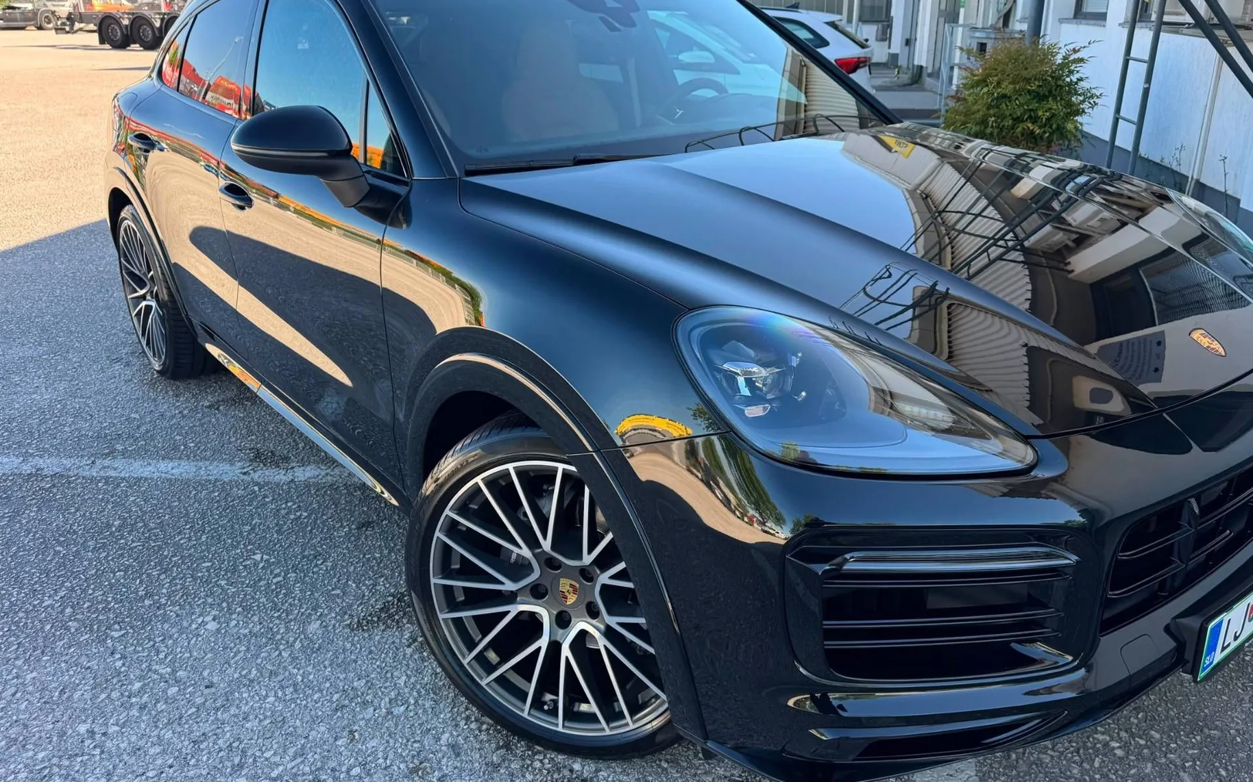 Zunanja slika - Porsche Cayenne Coupe - 3.0 PLATINUM EDITION SAMO 34.000km - 6