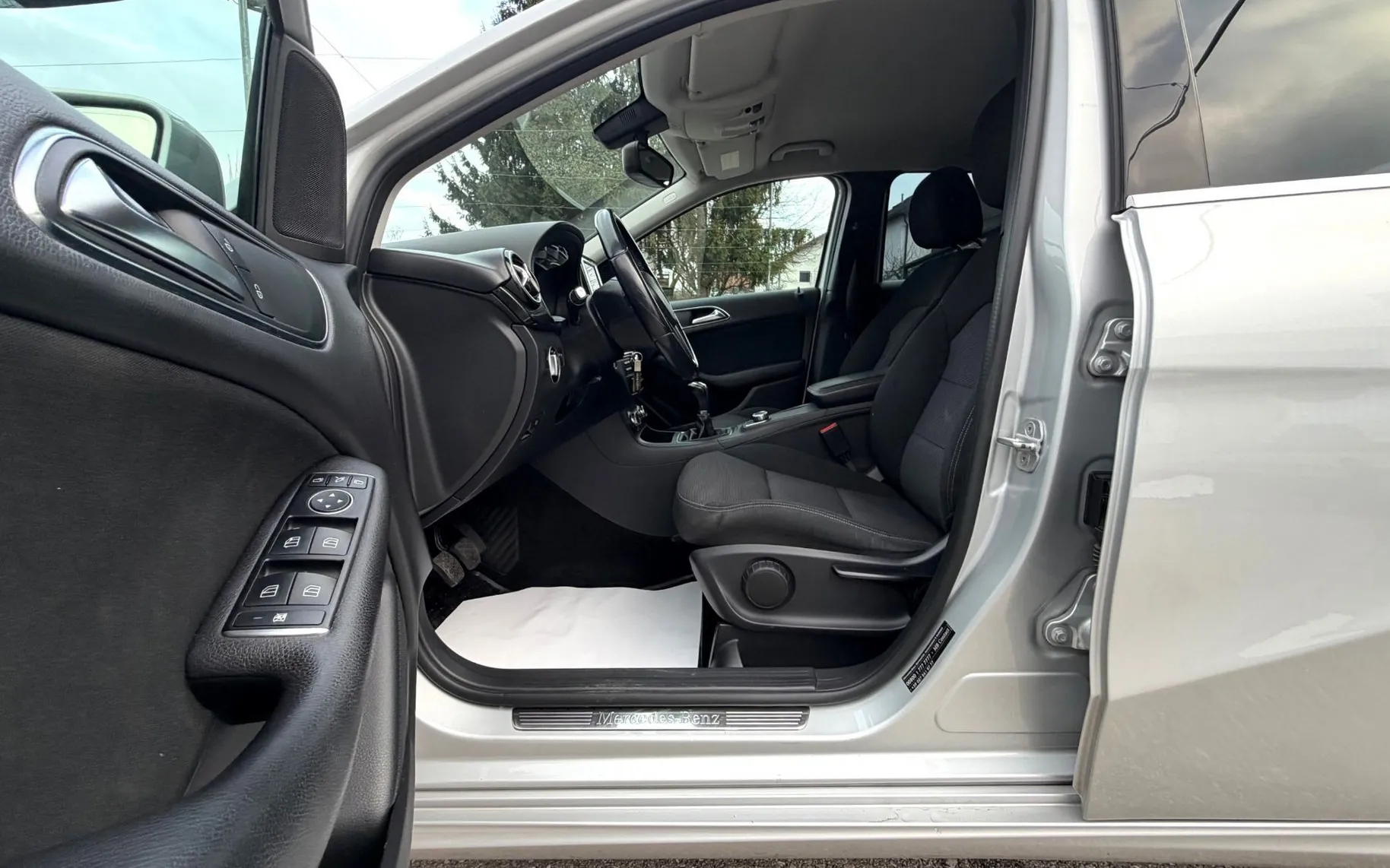 Zunanja slika - Mercedes-Benz B-Razred - B 200 CDI 2.LASTNICA KAMERA TEMPOMAT ALU 17 - 14