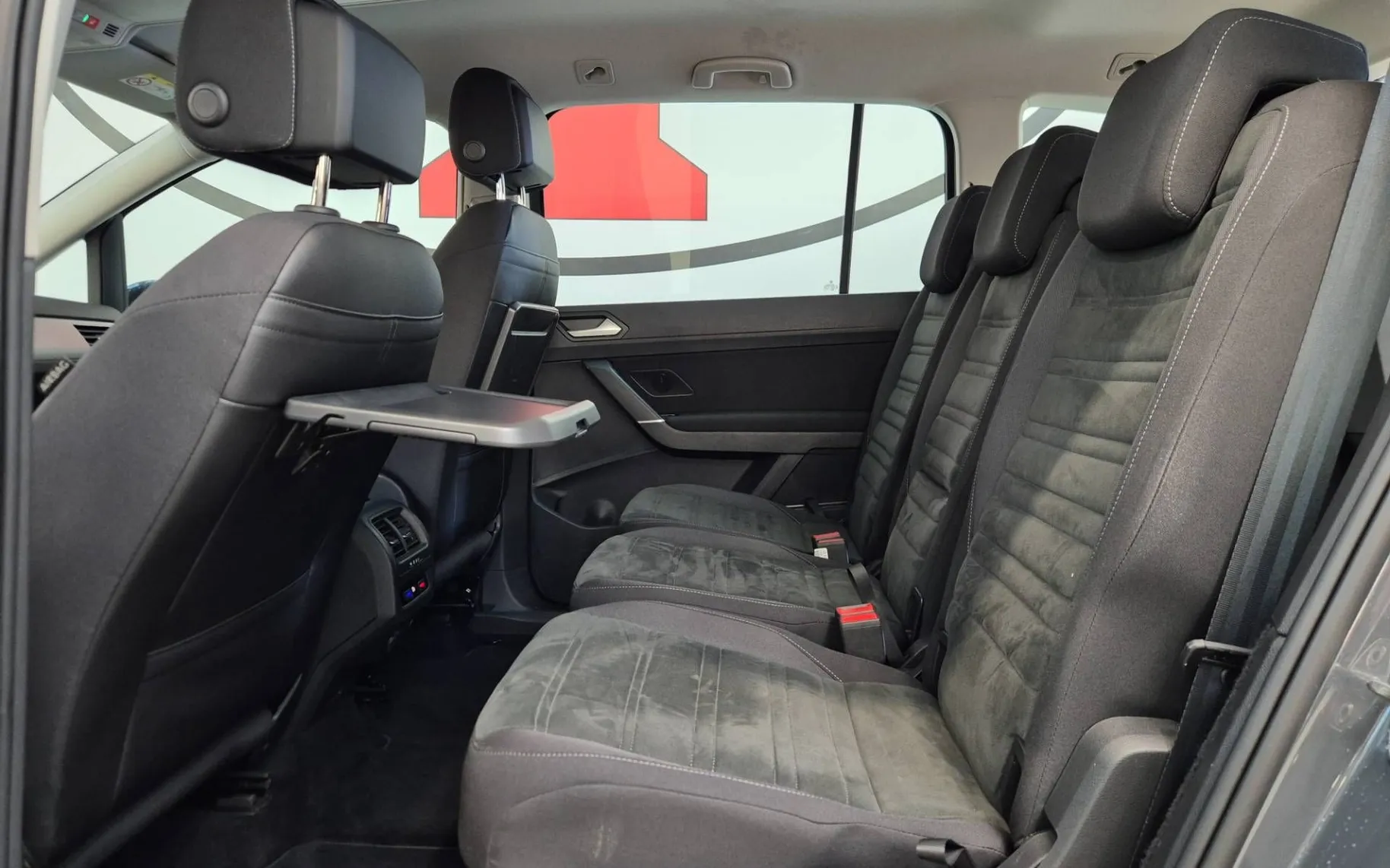 Notranja slika - Volkswagen Touran - 2.0 TDI DSG Comfortline 110 150 - 9