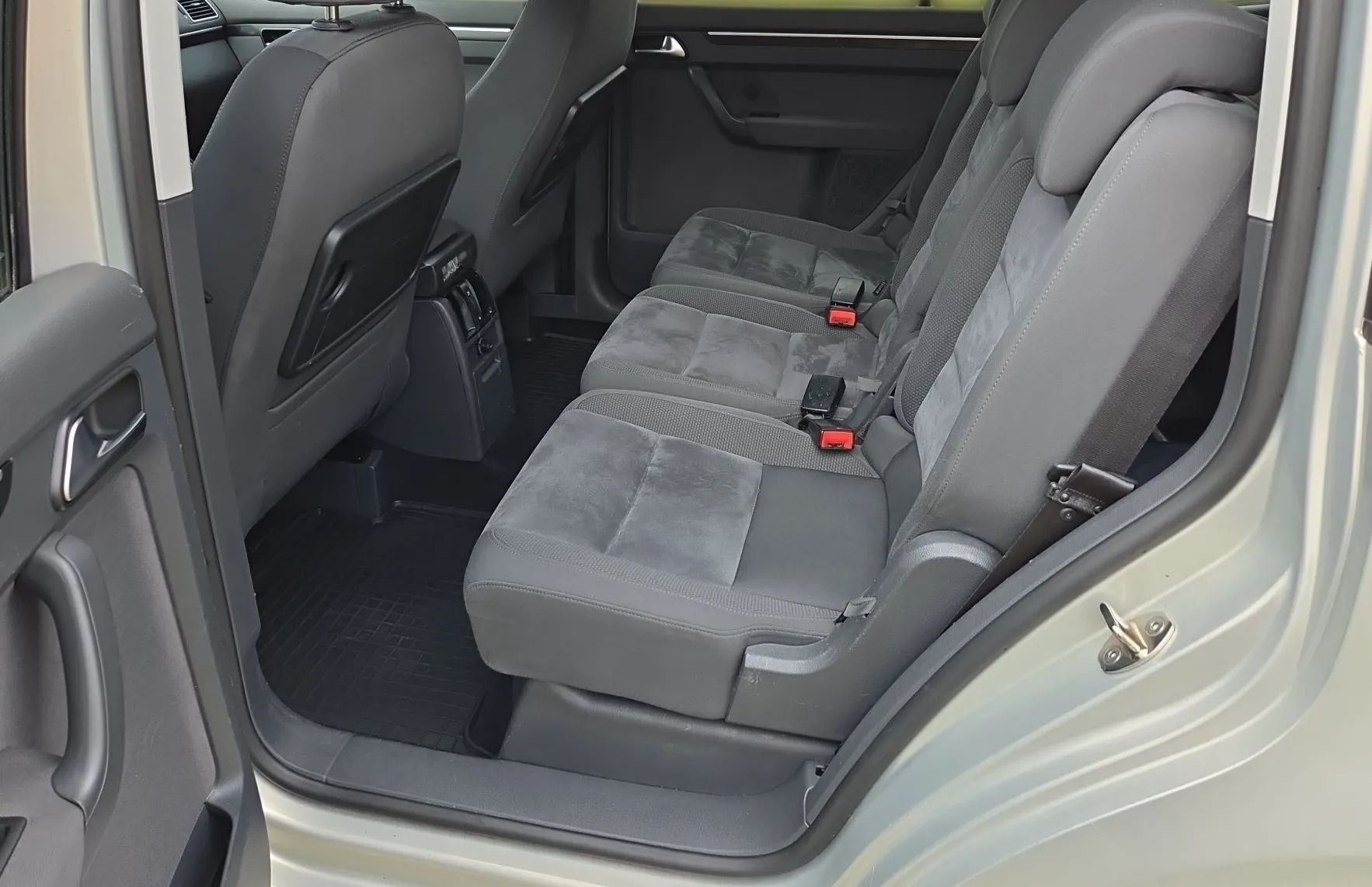 Zunanja slika - VW Touran - 2.0 TDI avt. Highline 103  140 - 11