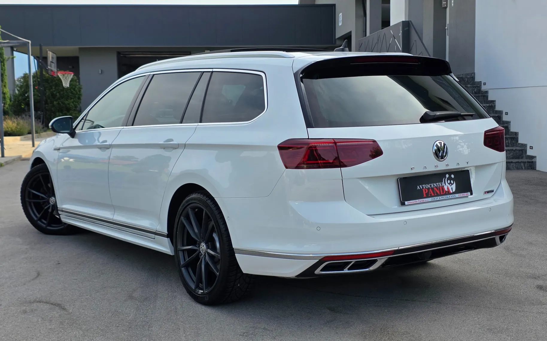 Zunanja slika - Volkswagen Passat - Variant 2,0 TDI DSG R-Line 4-Motion - 3