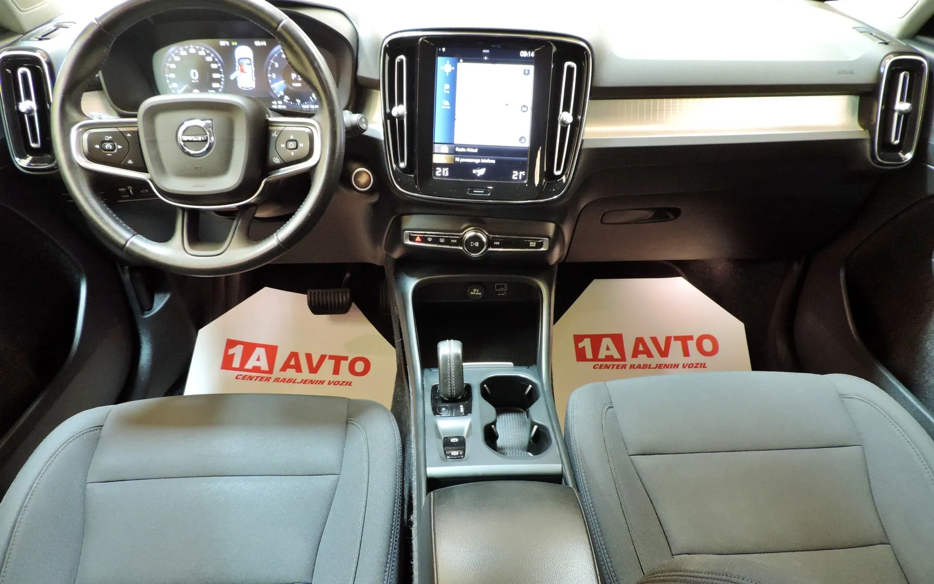 Zunanja slika - Volvo XC40 - T4 Recharge Twin Engine Inscription Avt. - 18