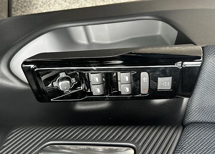 Zunanja slika - Citroën C5 Aircross - MAX Hibrid 145 avtomatik 107kW - 7