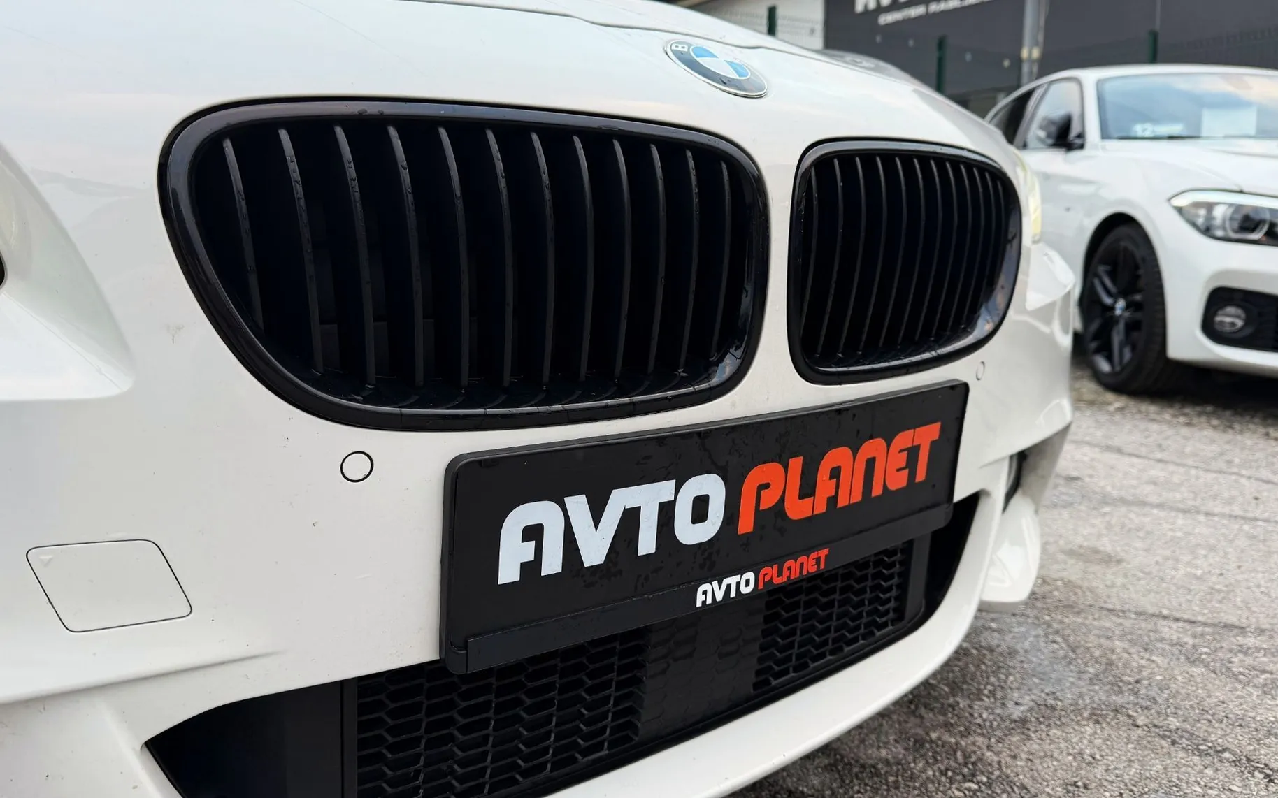 Zunanja slika - BMW Serija 5 - Touring: 530d xDrive M SPORT SLO 1.LASTNIK FULL LED ACC - 10