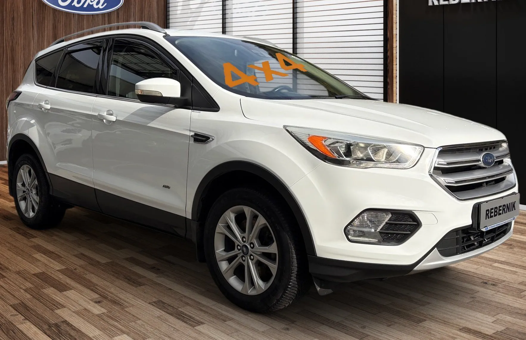 Zunanja slika - Ford Kuga - TITANIUM 4x4 2.0 TDCi Powershift-REDNO SERIVISRAN - 2