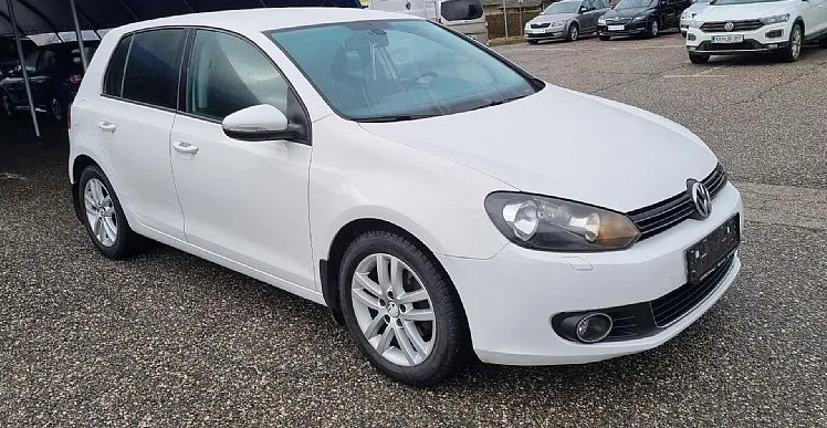 Zunanja slika - VW Golf - 1.6 TDI DPF Highline 77  105 - 3