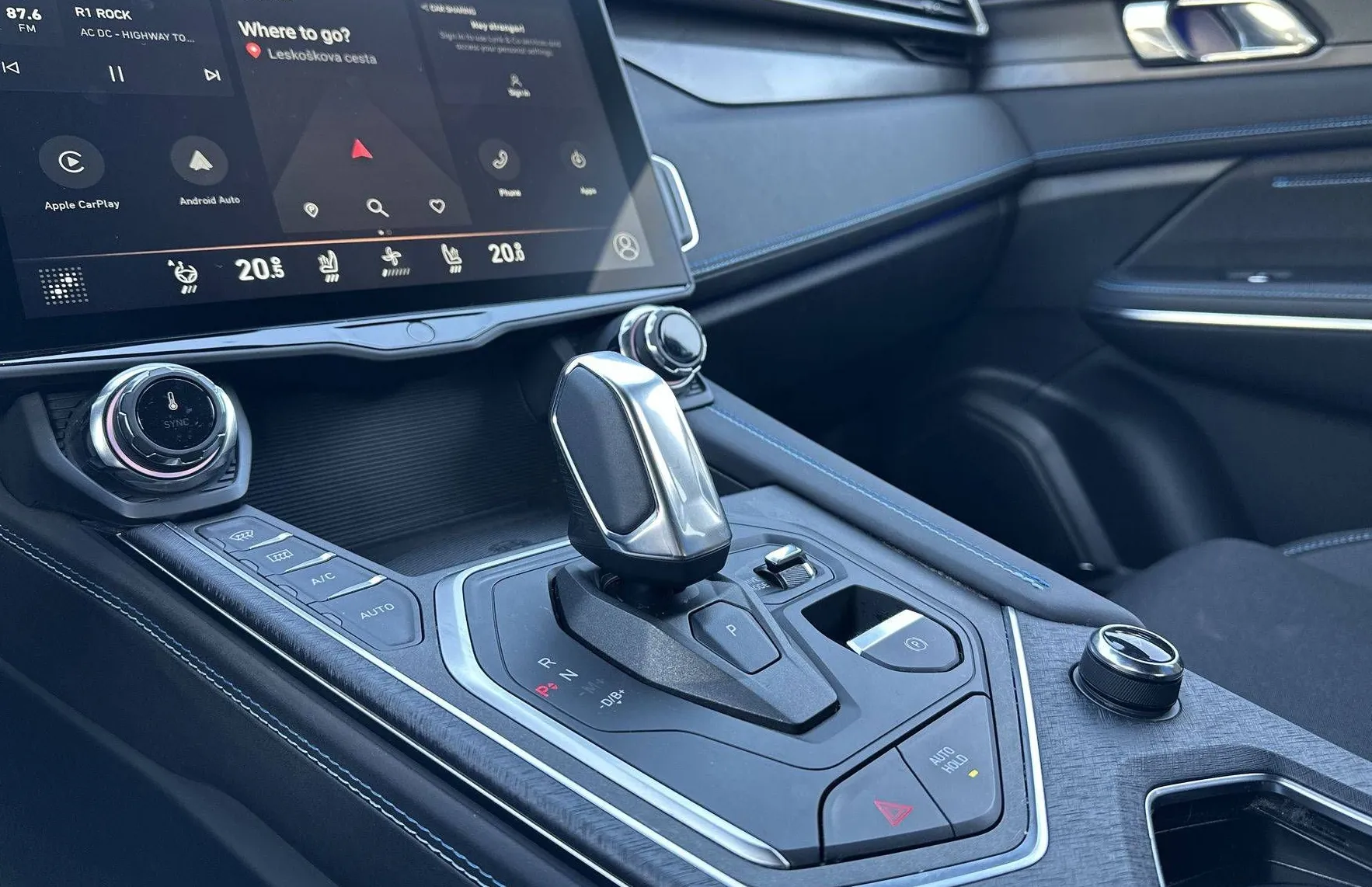 Zunanja slika - Lynk & Co 01 - Lynk Co  1.5 TD Plug-In Hibrid SLO-PANO-360.KAME - 19