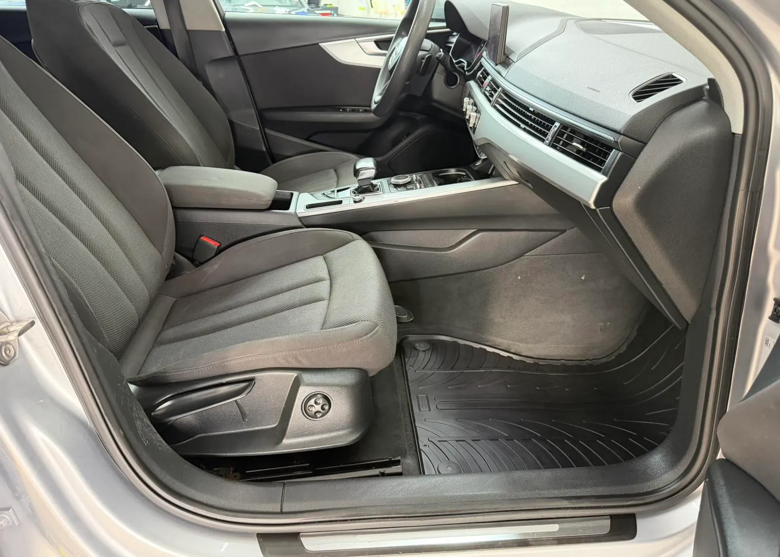 Zunanja slika - Audi A4 - 2,0 TDI Sport - 9
