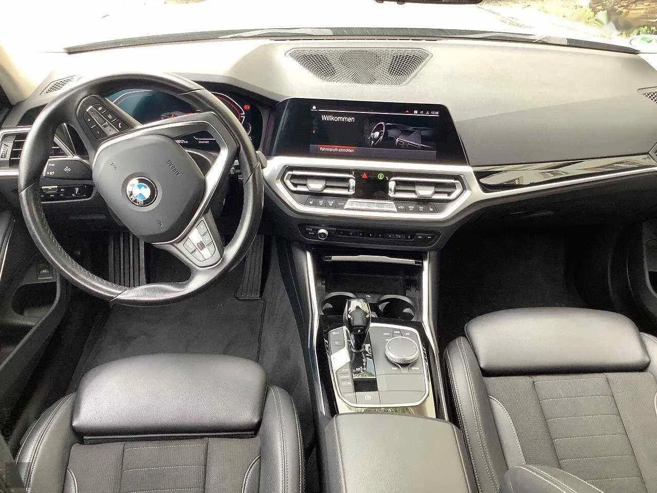 Zunanja slika - BMW Serija 3 - 320d Touring Sport Line Avt.NEMŠKI+4ALU.USNJE.LED - 8