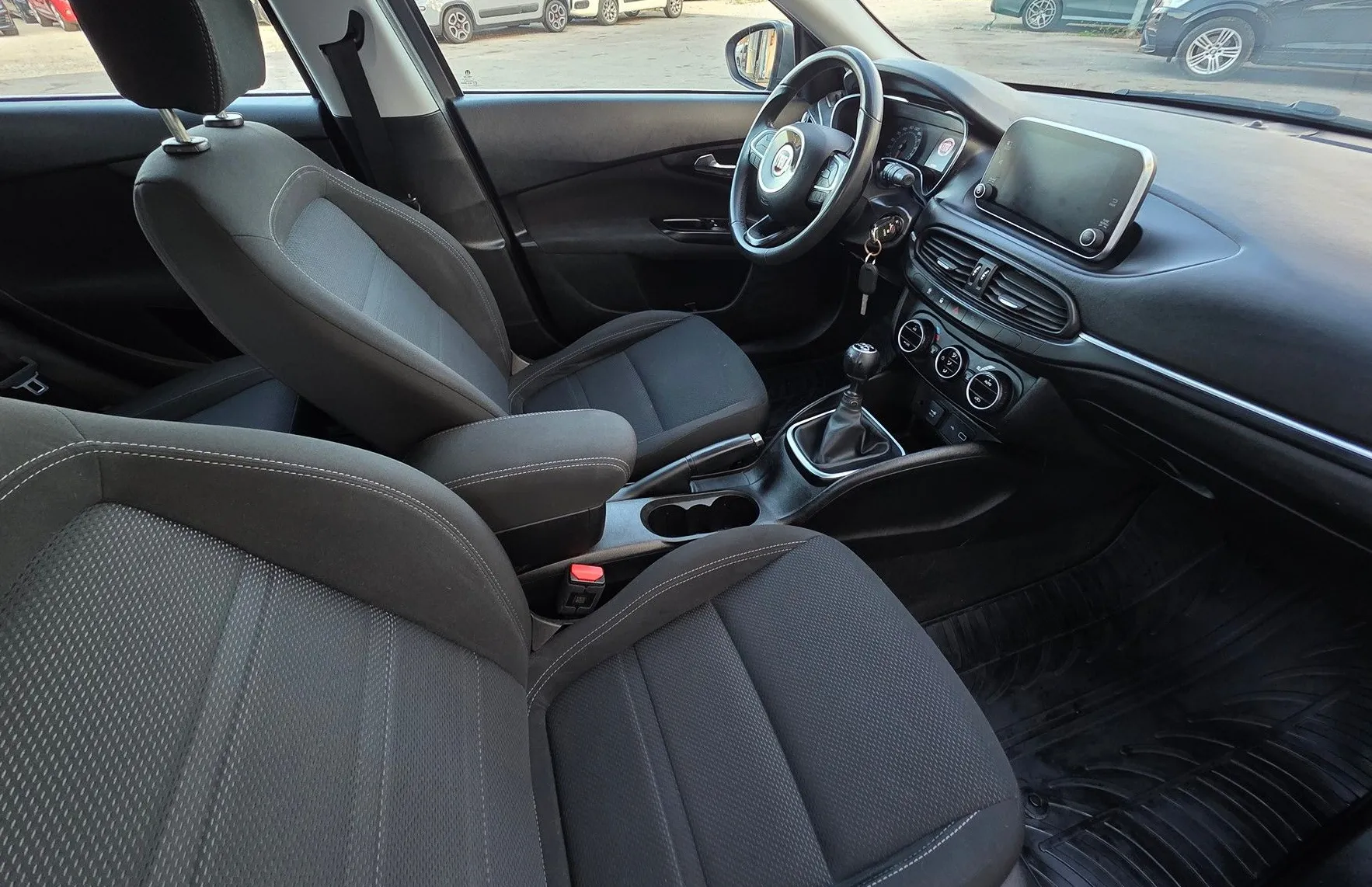 Zunanja slika - Fiat Tipo - 1.4 16V ALU PLATIŠČA-ZASLON-KLIMA-SAMO 52385KM - 10