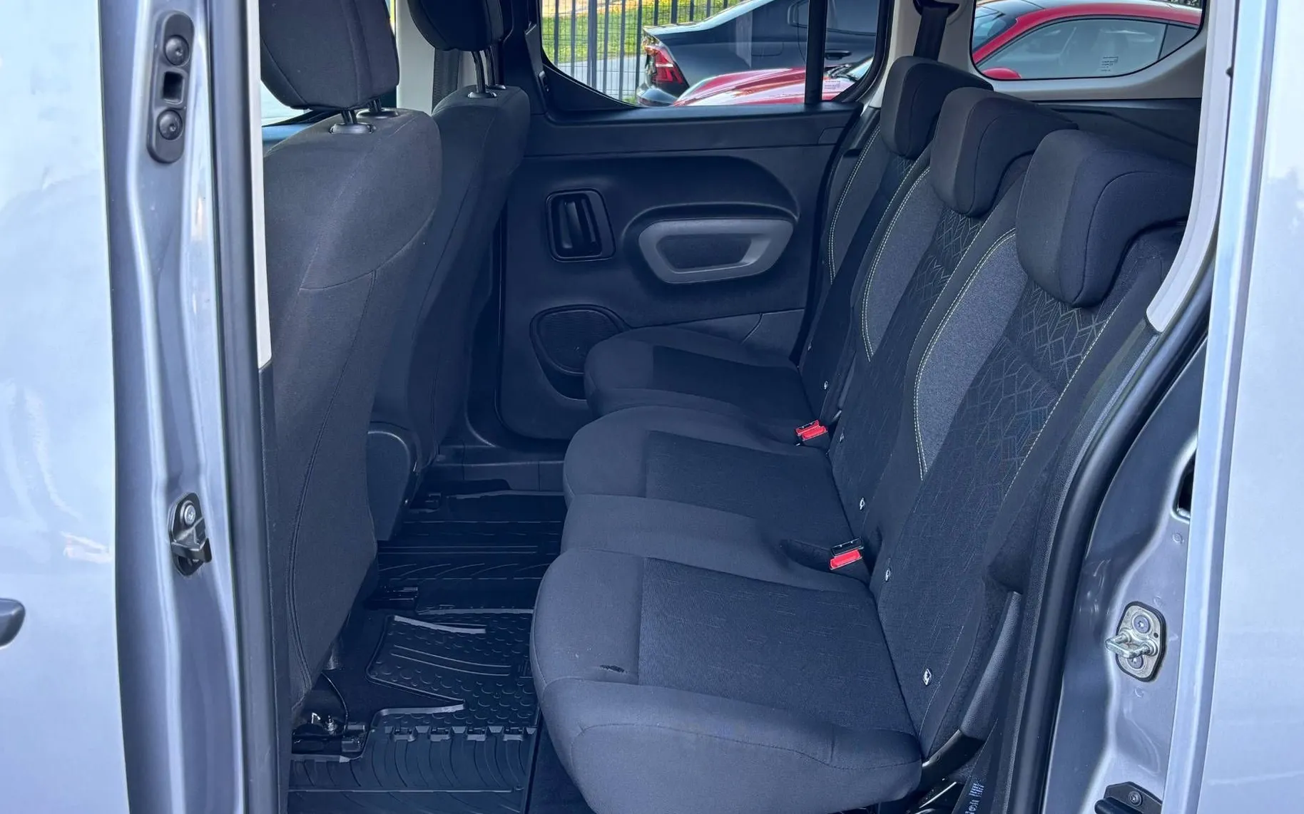 Zunanja slika - Peugeot Rifter - 1.5 BLUEHDI 100 L1 ACTIVE - 7