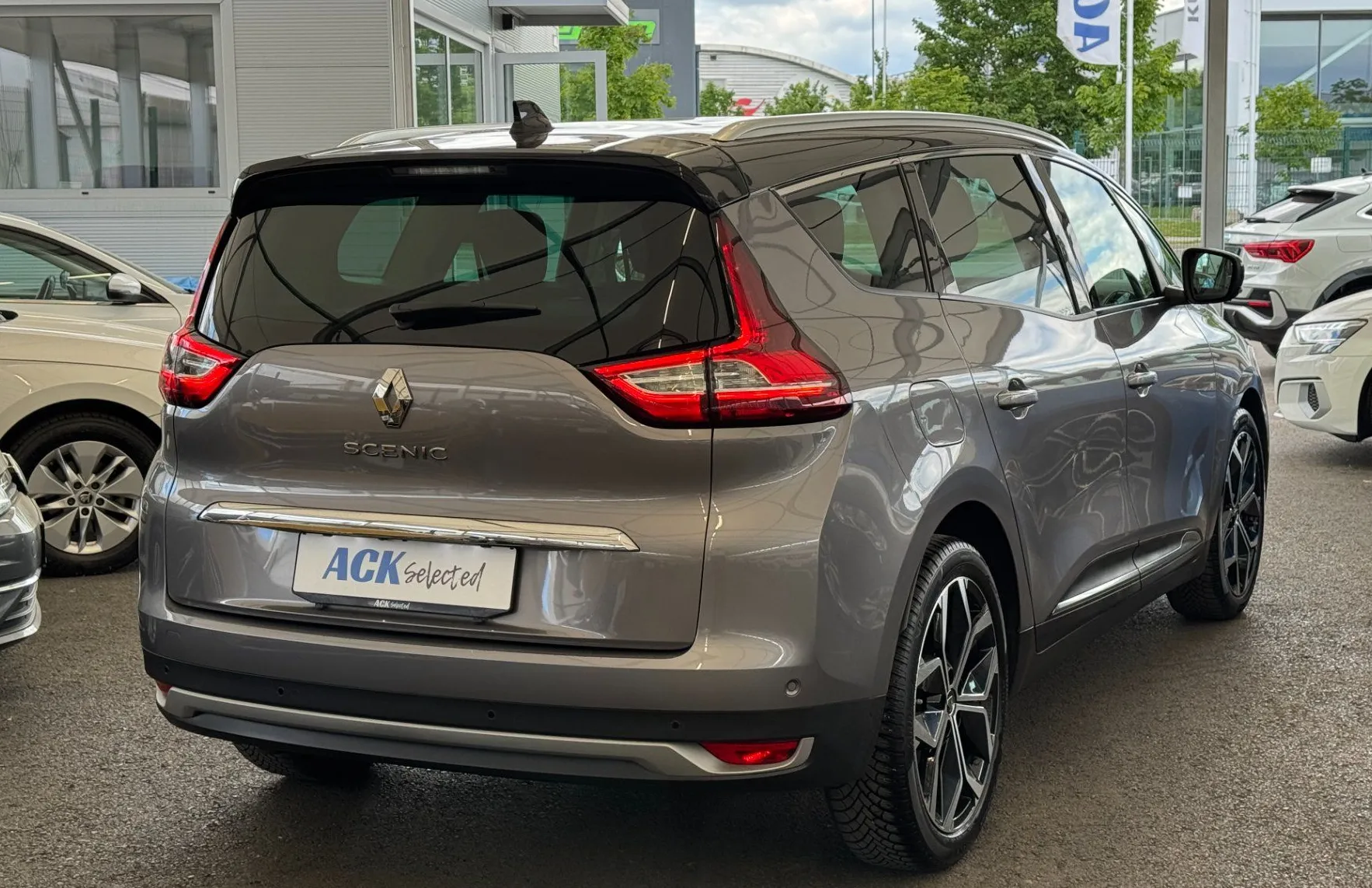 Zunanja slika - Renault Scénic - Grand Scenic TCe 140 Techno SLO 1.Lastnik - 6