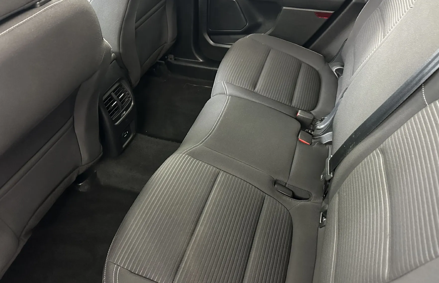 Zunanja slika - Ford Kuga - 2.5 190CV BVA6.KAMERA.NAVI.LED.ALU.2022.112 KW - 5