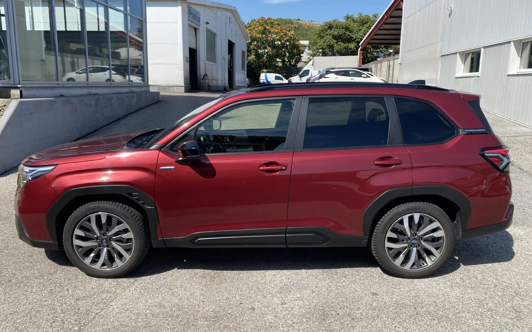 Zunanja slika - Subaru Forester - 2.0i CVT 4WD PREMIUM - 16