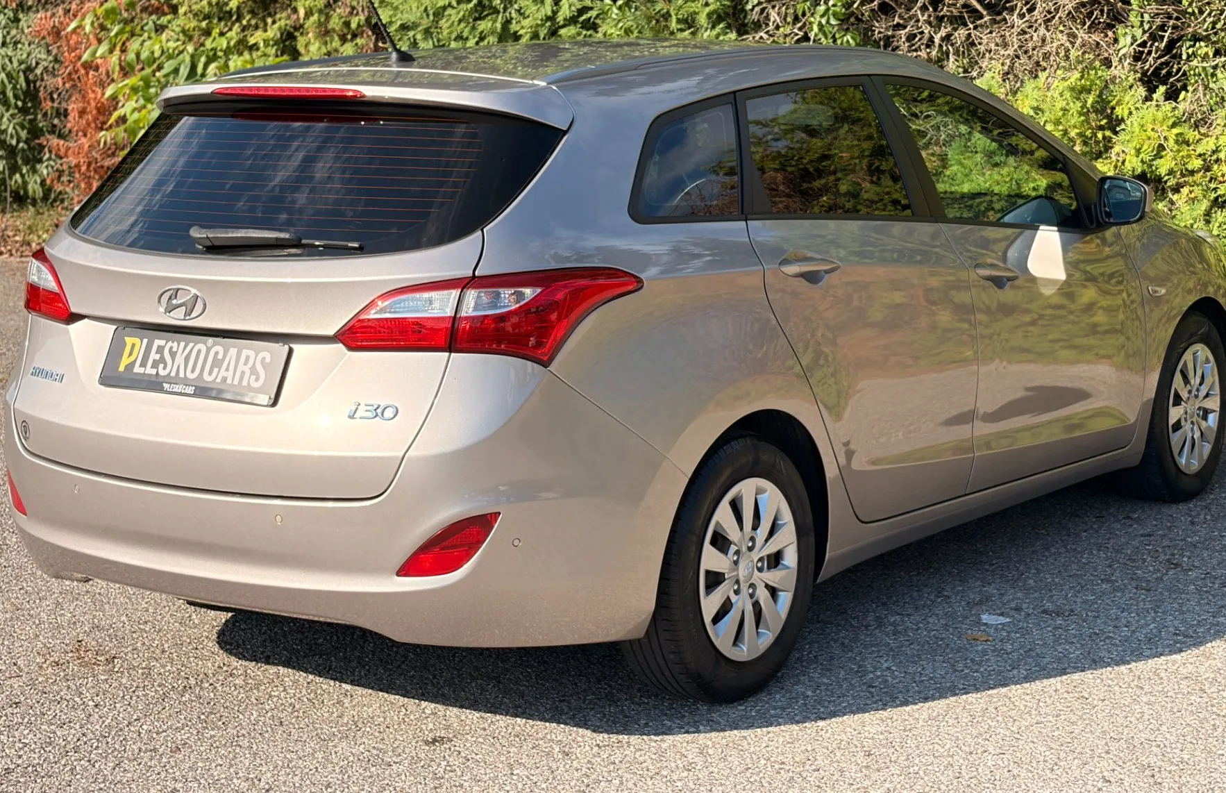 Zunanja slika - Hyundai i30 Wagon - 1.4 CVVT Style - BREZ POLOGA - 8