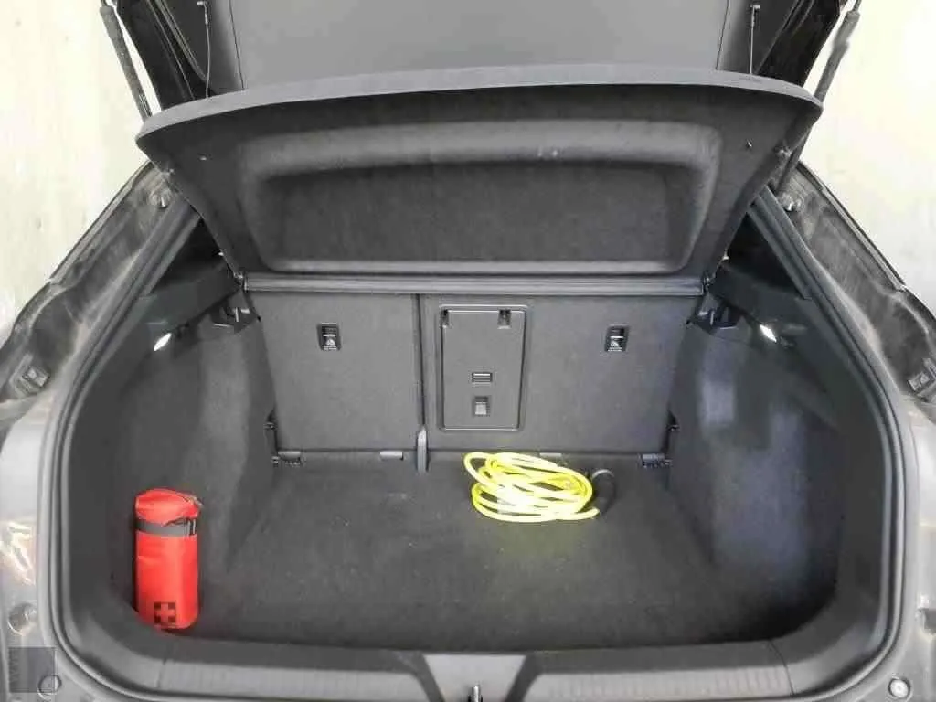Zunanja slika - Volkswagen ID.4 - GTX NEMŠKI+4ALU.4x4.PANORA.KLJUKA.KAMERA.220KW.ACC - 12