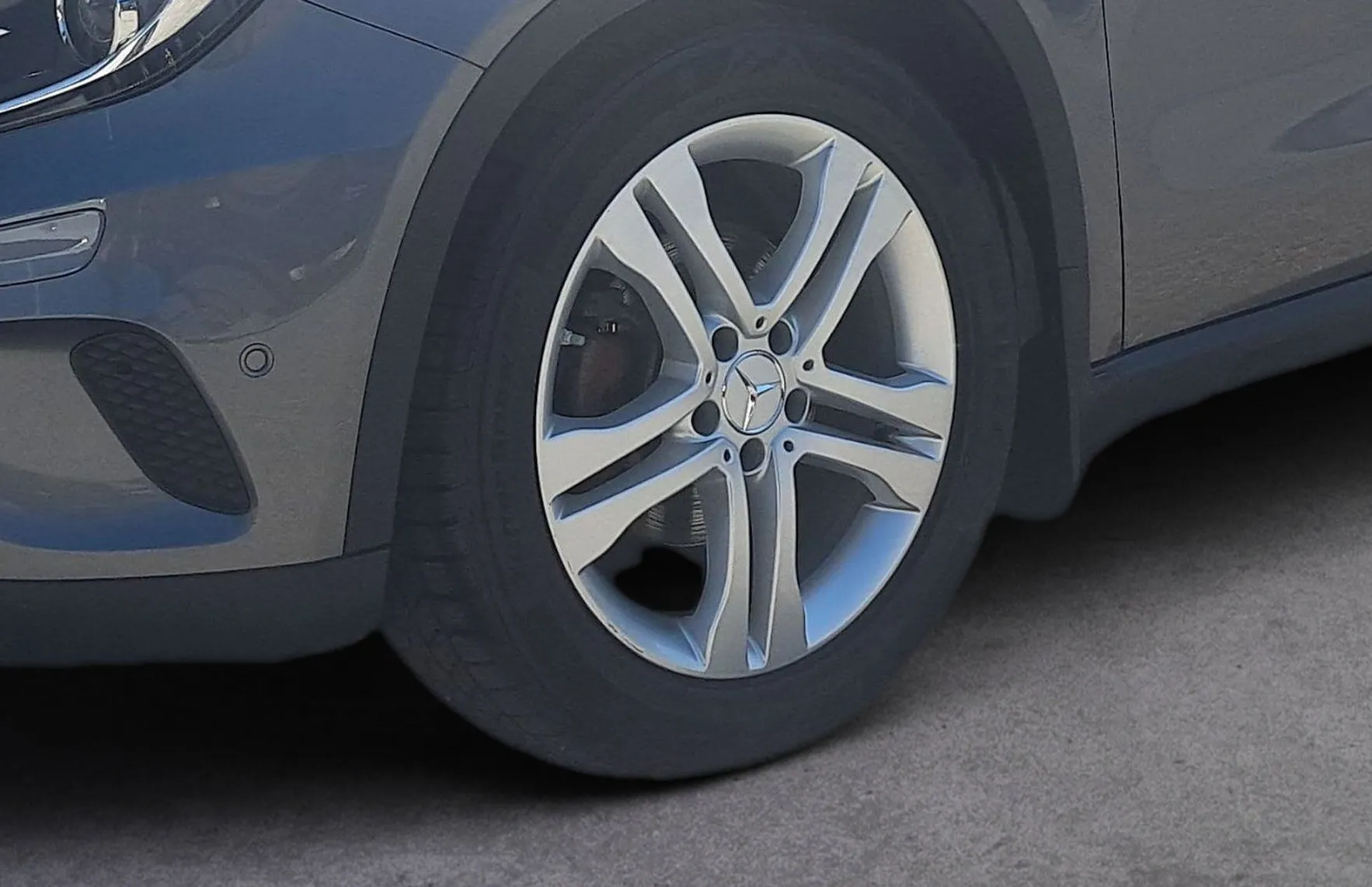 Zunanja slika - Mercedes-Benz GLA-Razred - GLA 180 d Urban - 6