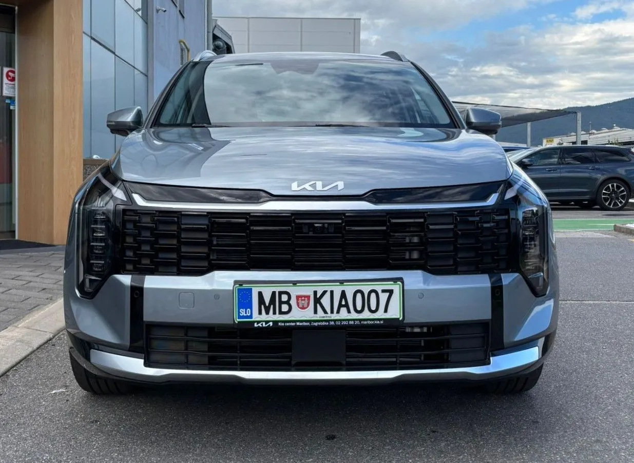 Zunanja slika - KIA Sportage - 1.6 T-GDi 110kW LX Fresh.6 M T - 2