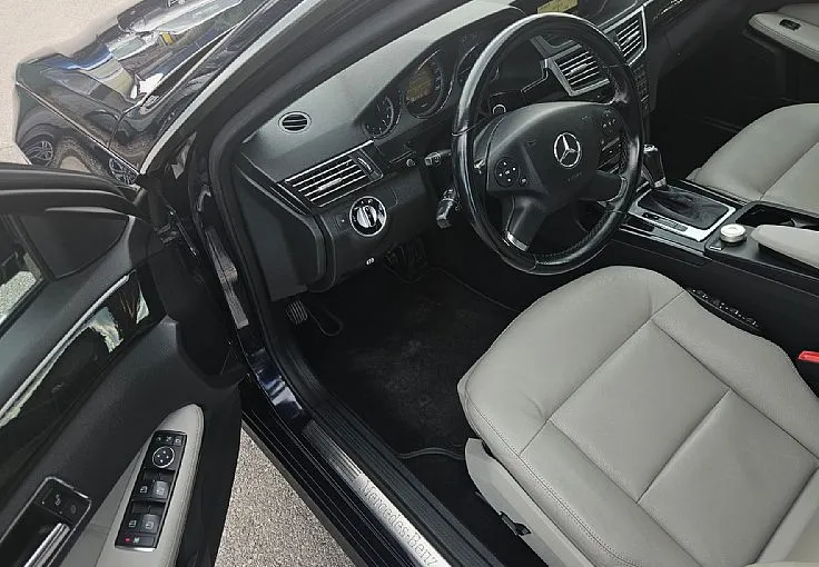 Zunanja slika - Mercedes-Benz E-Razred - 220 CDI °AUT° 170ks AVANTGARDE °XENON° °STR.OKNO° - 9