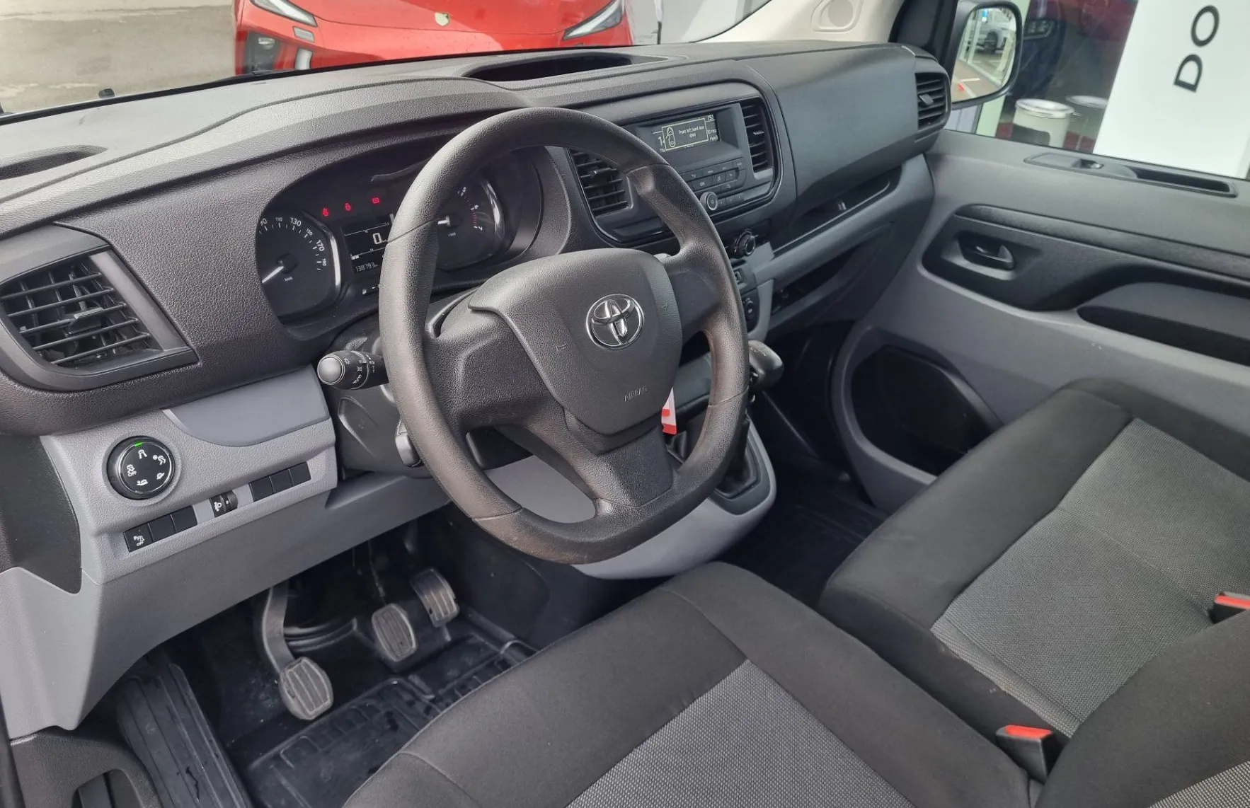 Zunanja slika - Toyota Proace - 2.0d L3 - 13