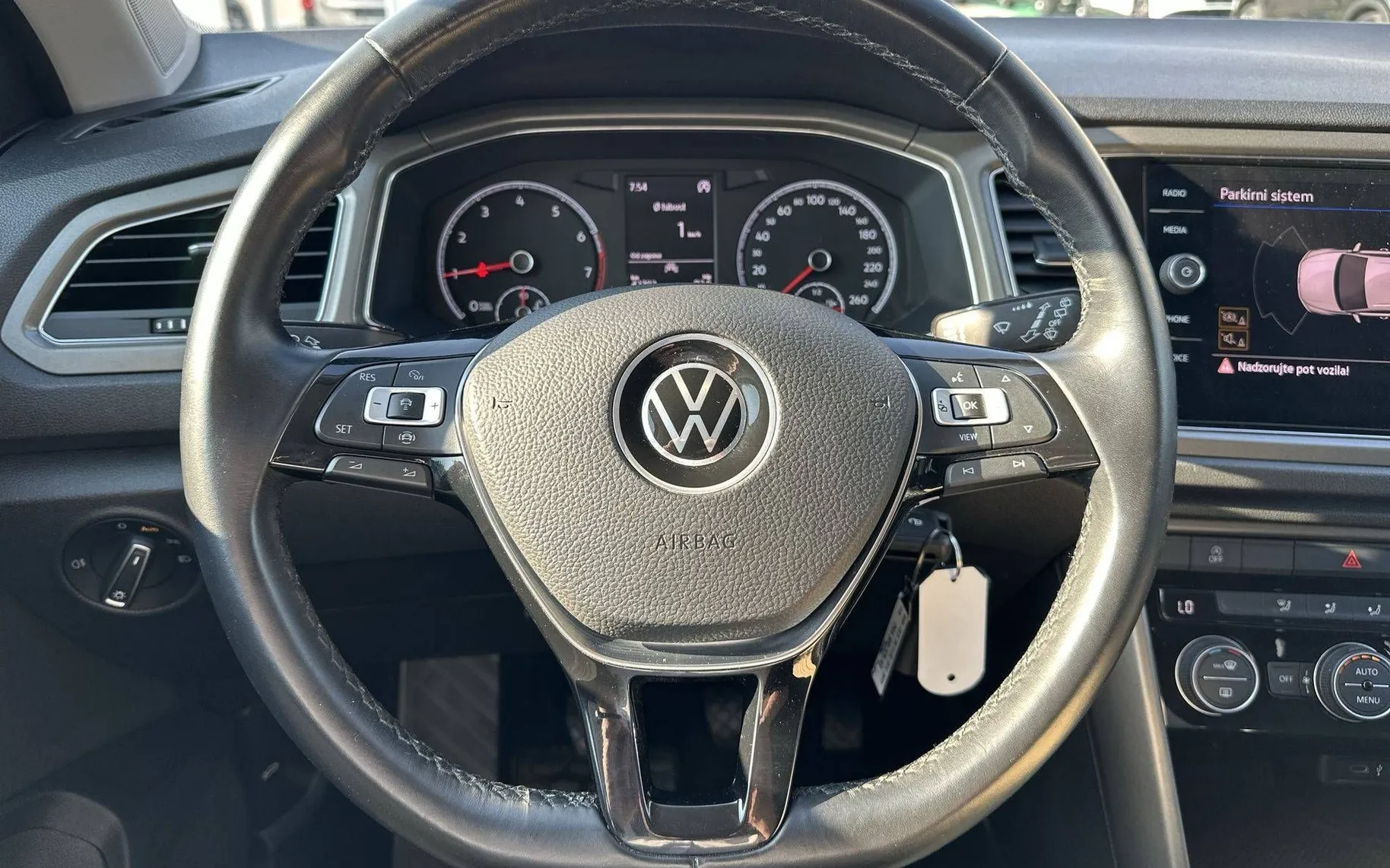 Notranja slika - Volkswagen T-Roc - 1.0 TSI BMT Style - 14