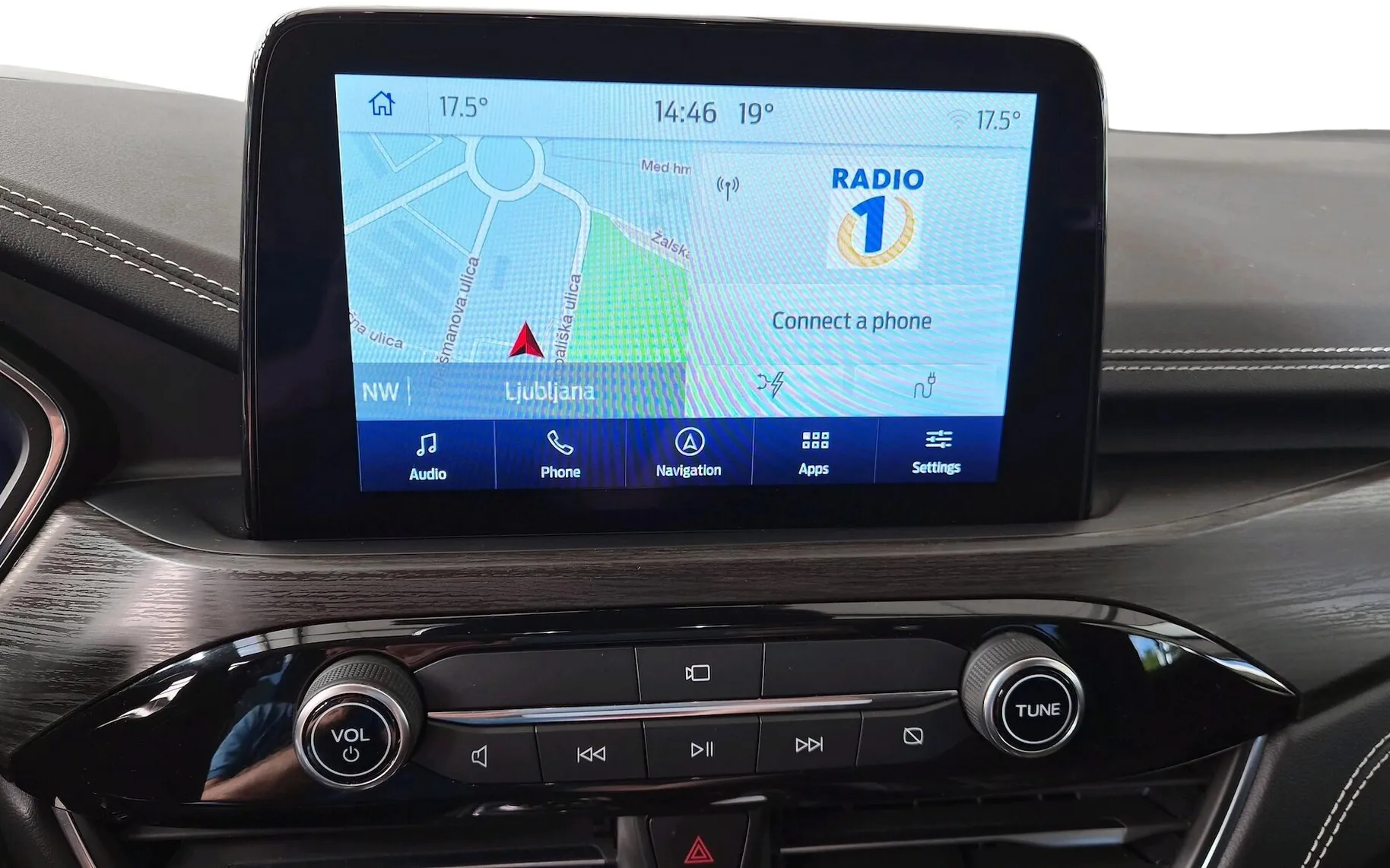 Zunanja slika - Ford Kuga - 2.5 Duratec PHEV Vignale AVT.-SLO-USNJE-HEAD-UP - 17