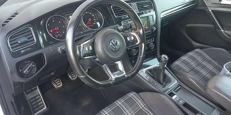 Zunanja slika - VW Golf - 2.0 GTD BMT - 6