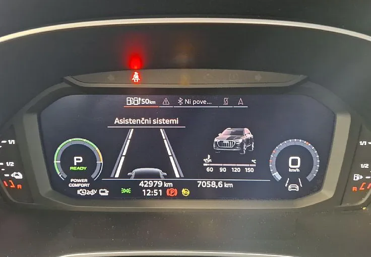 Zunanja slika - Audi Q3 - 45 TFSI-e S tronic 180 245 Design -LED-NAVI-ACC- - 5