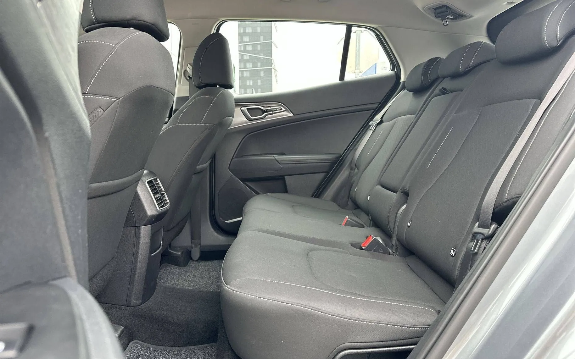 Notranja slika - KIA Sportage - 1.6 T-GDi LX Fresh.ISG 7 DCT - 11