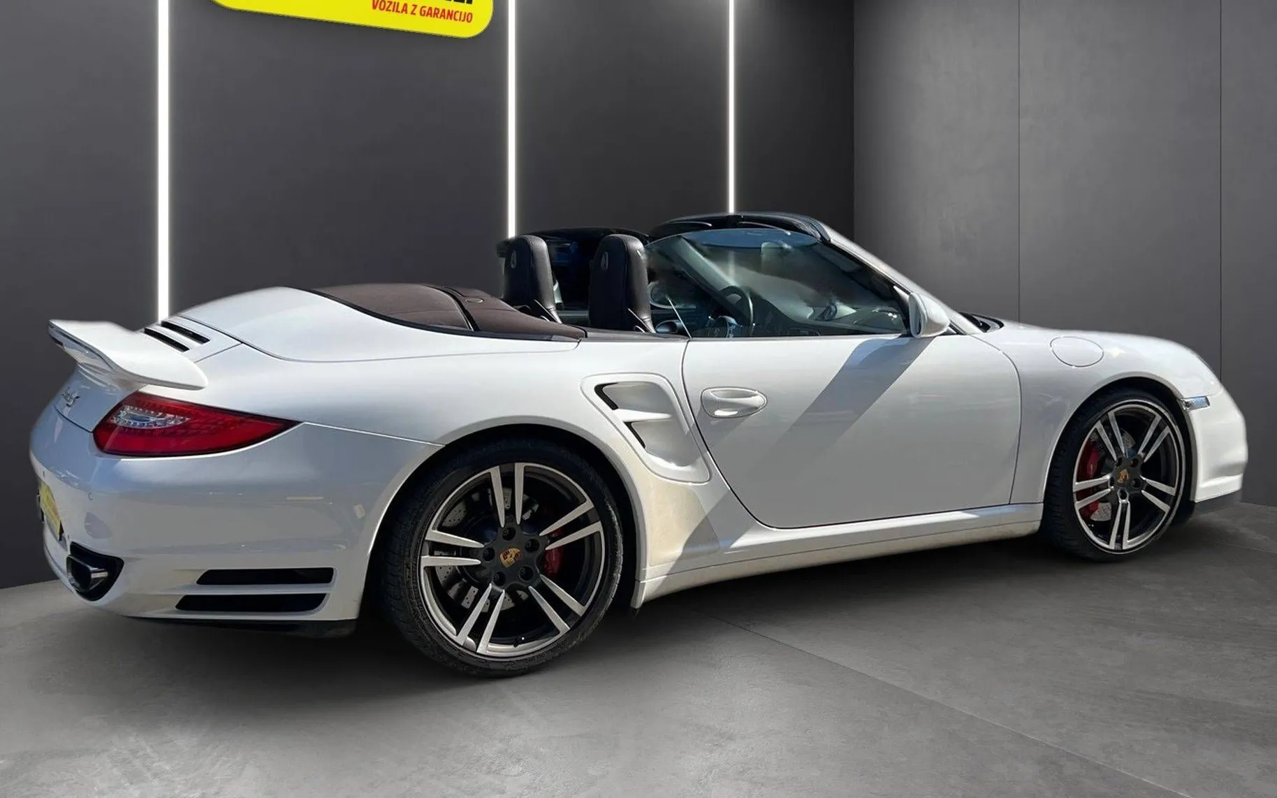 Zunanja slika - Porsche 911 Cabriolet - Turbo S XENON NAVI PDC GRETJE HLAJENJE TEM TOP - 7