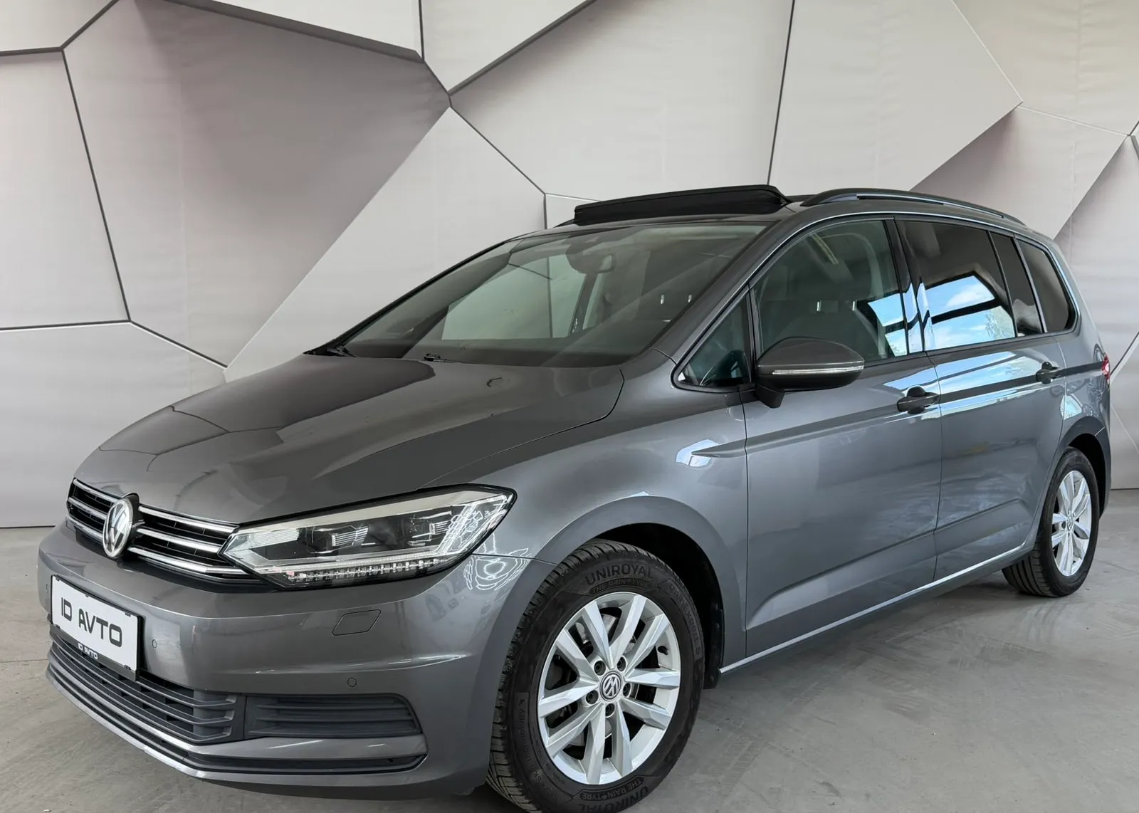 Zunanja slika - VW Touran - 2,0 TDI BMT Highline - 3