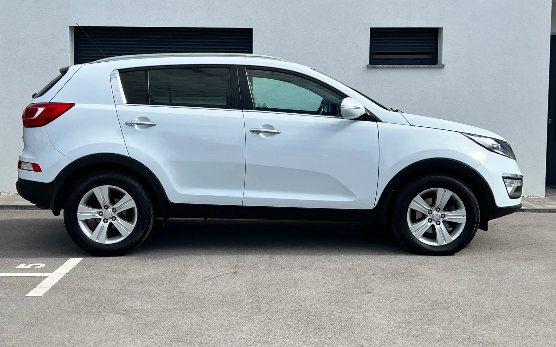 Zunanja slika - KIA Sportage - 1.7 CRDi+SLO+ALU+PDC+USB - 4