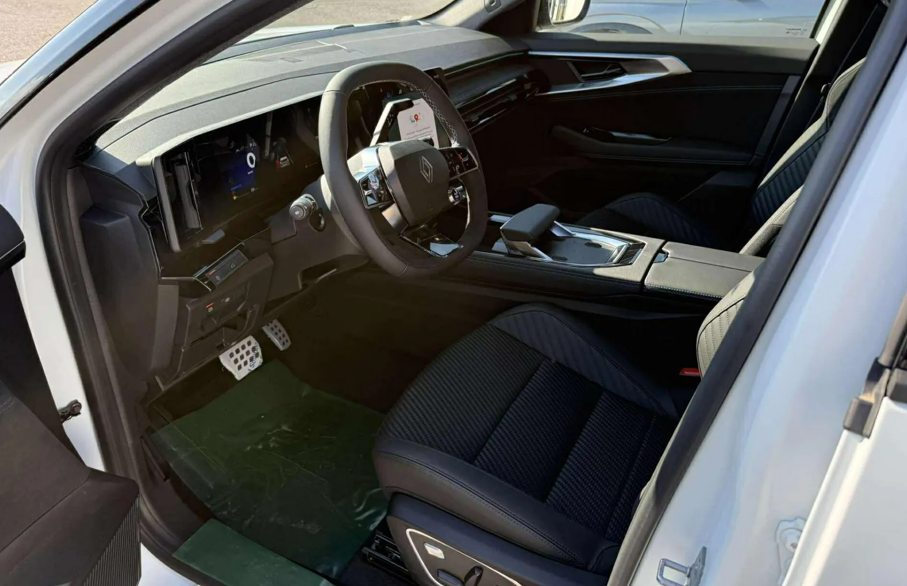 Zunanja slika - Renault Austral - esprit Alpine mild hybrid 150 auto AKCIJA ZALOGA - 6
