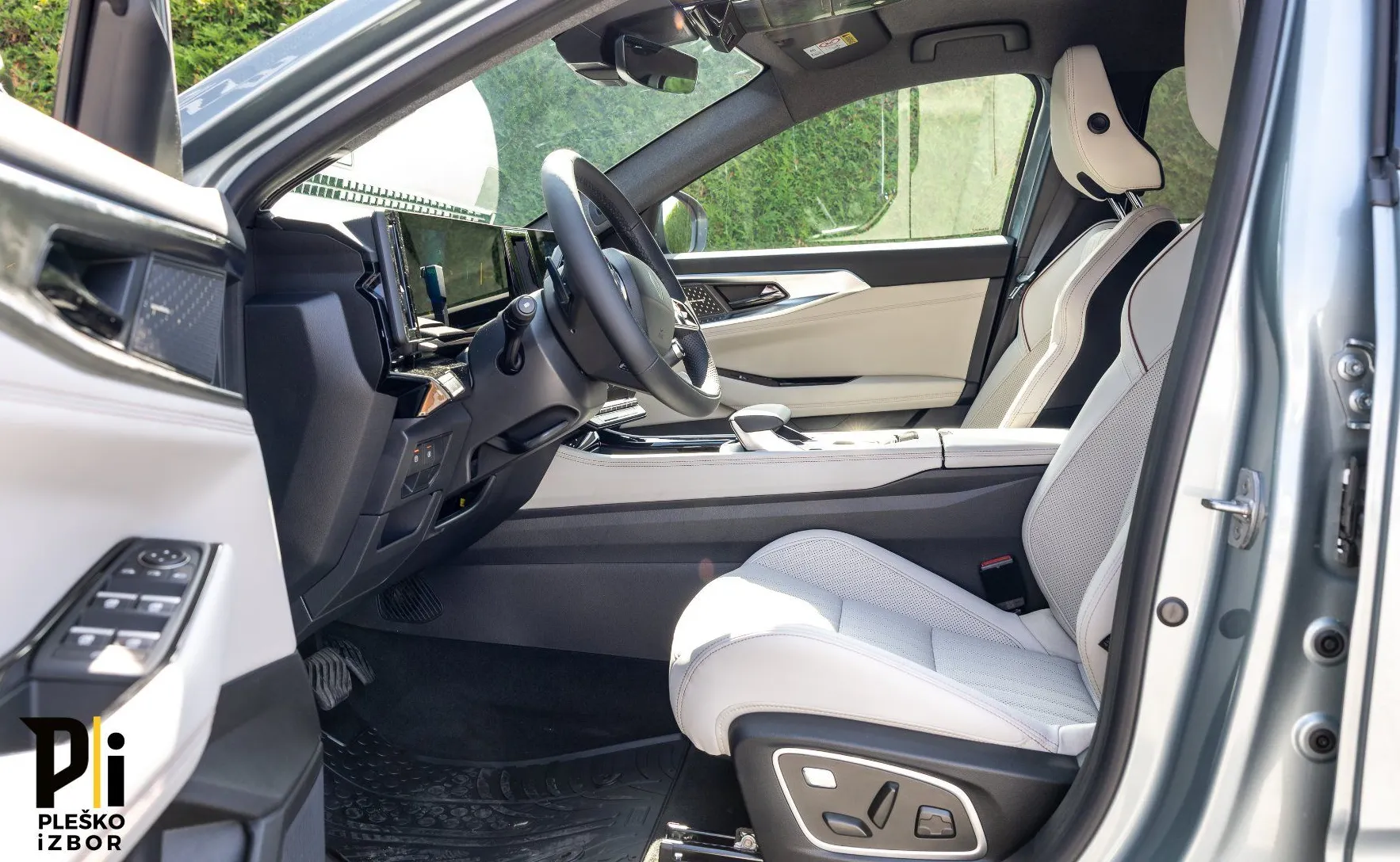 Zunanja slika - Renault Espace - E-Tech 200 Full hybrid iconic Avt. - 8