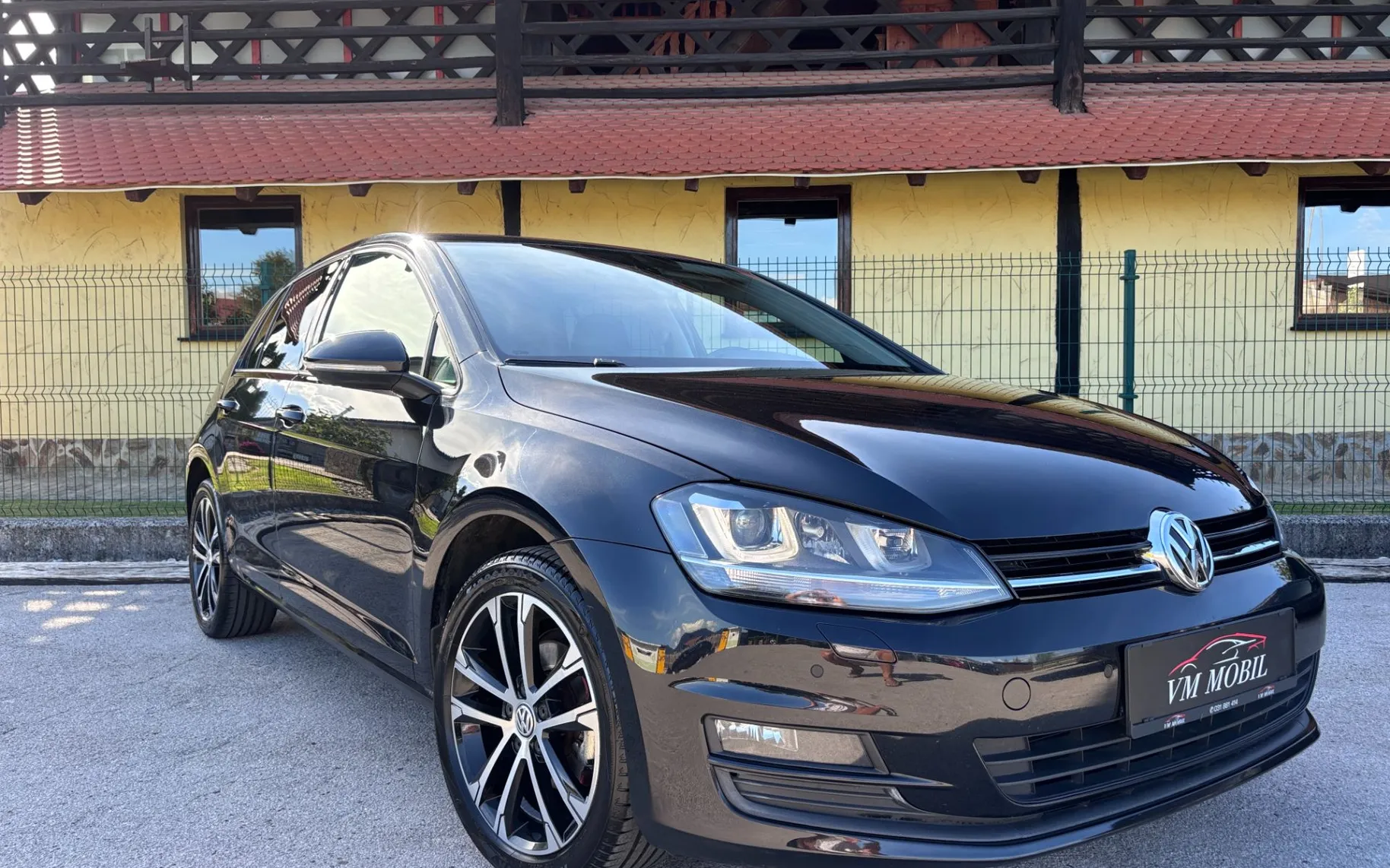 Zunanja slika - Volkswagen Golf - 1,6 TDI BMT-HIGHLINE-XENON-KAMERA-TEMPO-17COL-TOP - 3