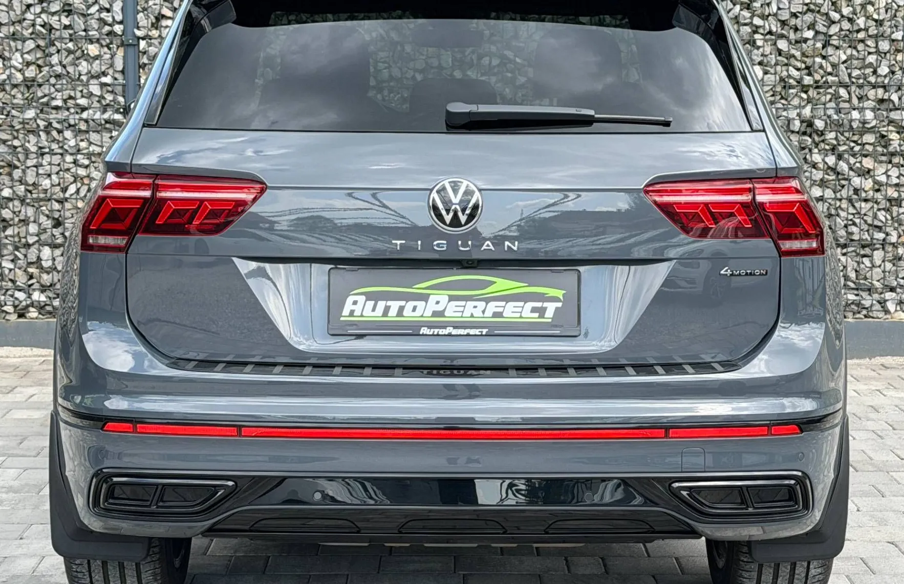 Zunanja slika - Volkswagen Tiguan - 2.0 TSI 4M R-Line DSG |HUD|KAM|PANO|IQ LIGHT|... - 5