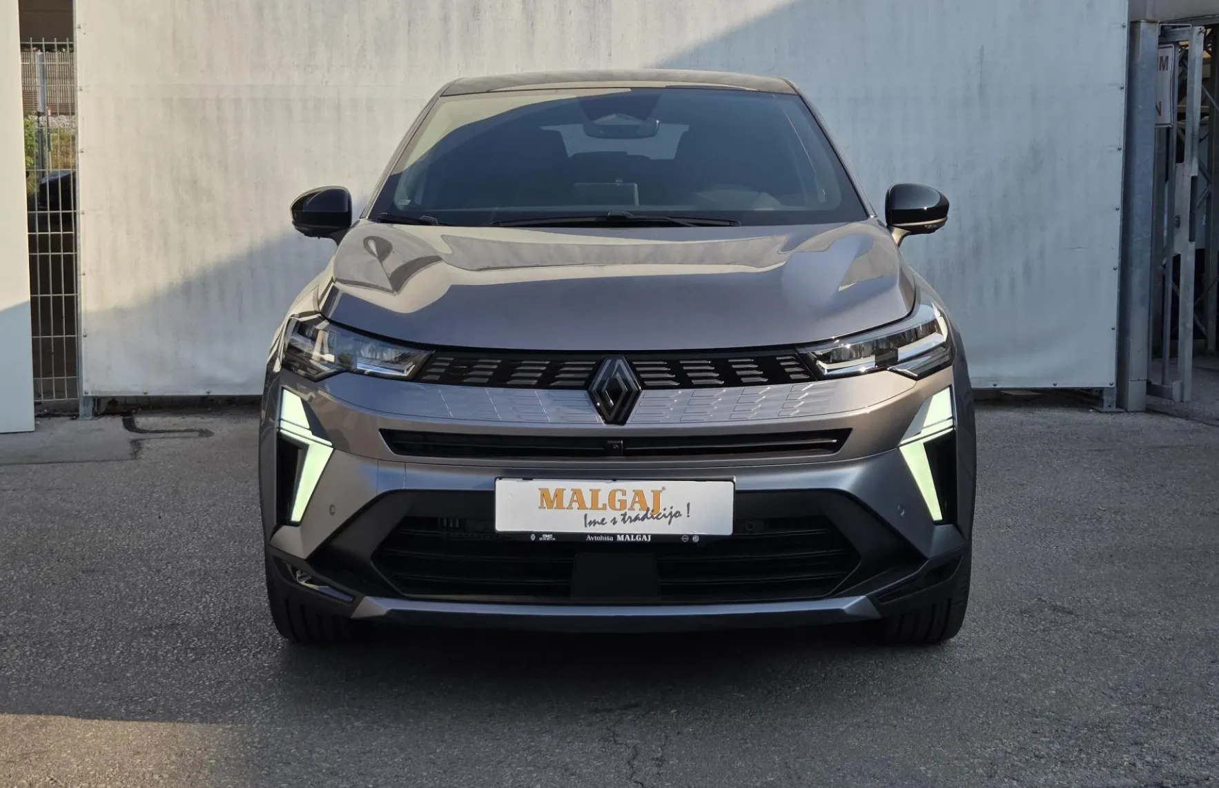 Zunanja slika - Renault Symbioz - Esprit Alpine TCe140 +Varnost+Parkiranje+Panorama - 2