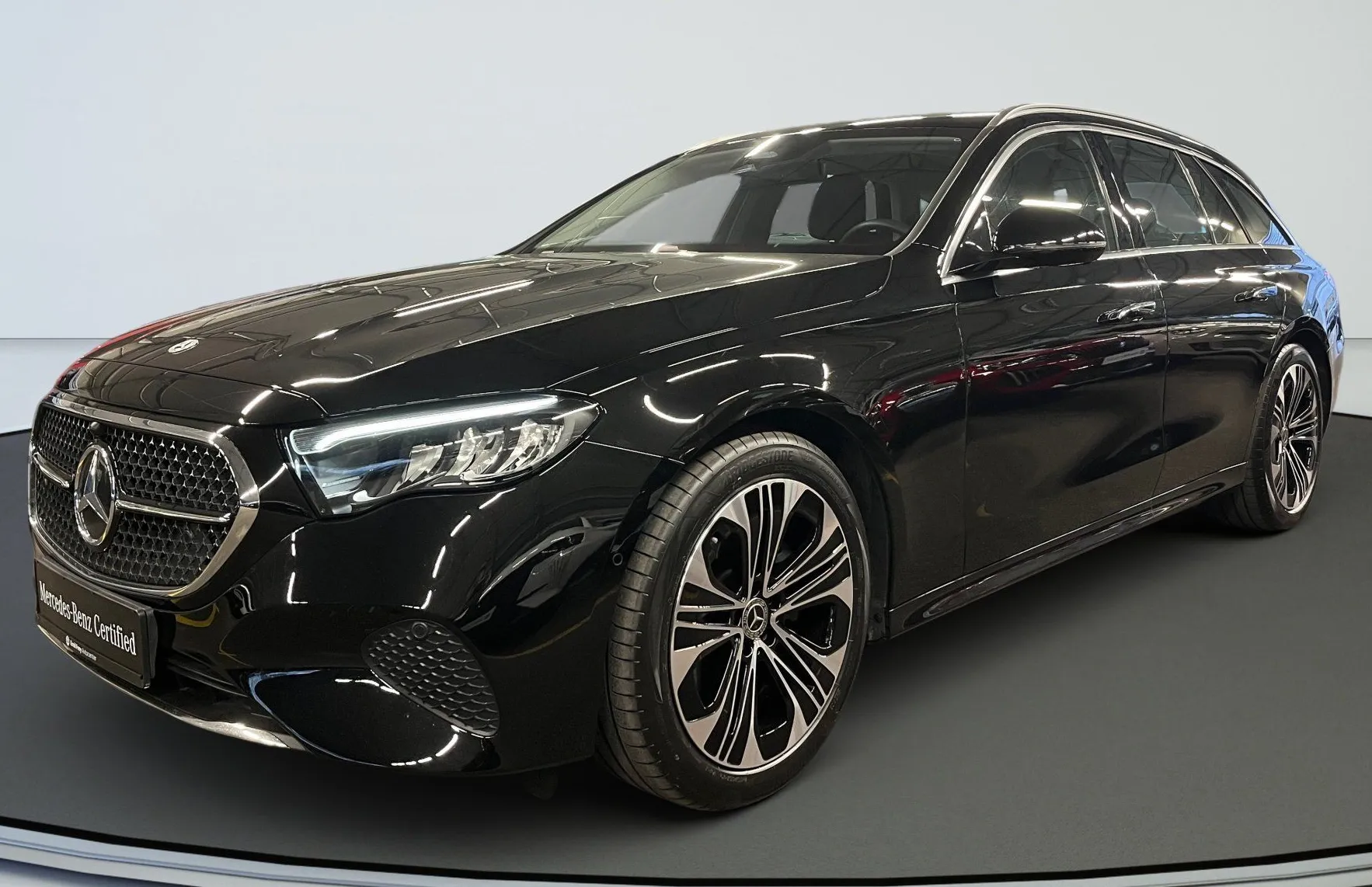 Zunanja slika - Mercedes-Benz E-Razred - E 220 d T Avantgarde Avt. - 1