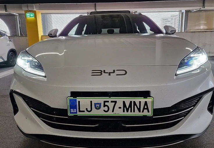 Zunanja slika - BYD SEAL 6 - DM-i Touring COMFORT PHEV - skupni doseg 1350 km - 6
