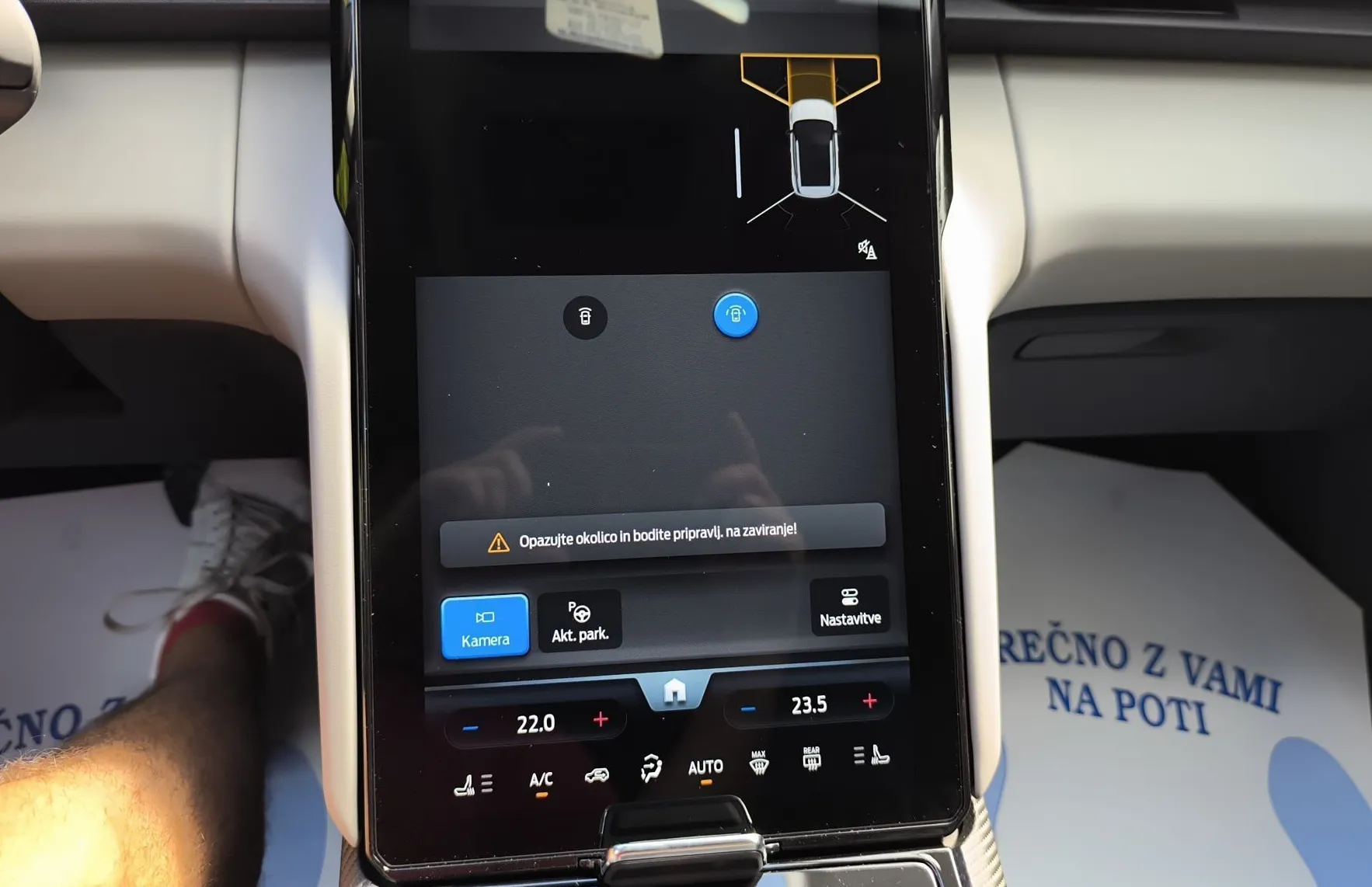 Zunanja slika - Ford Explorer - EV PREMIUM dv.elektr.79kWh 250 kW at AWD - 12