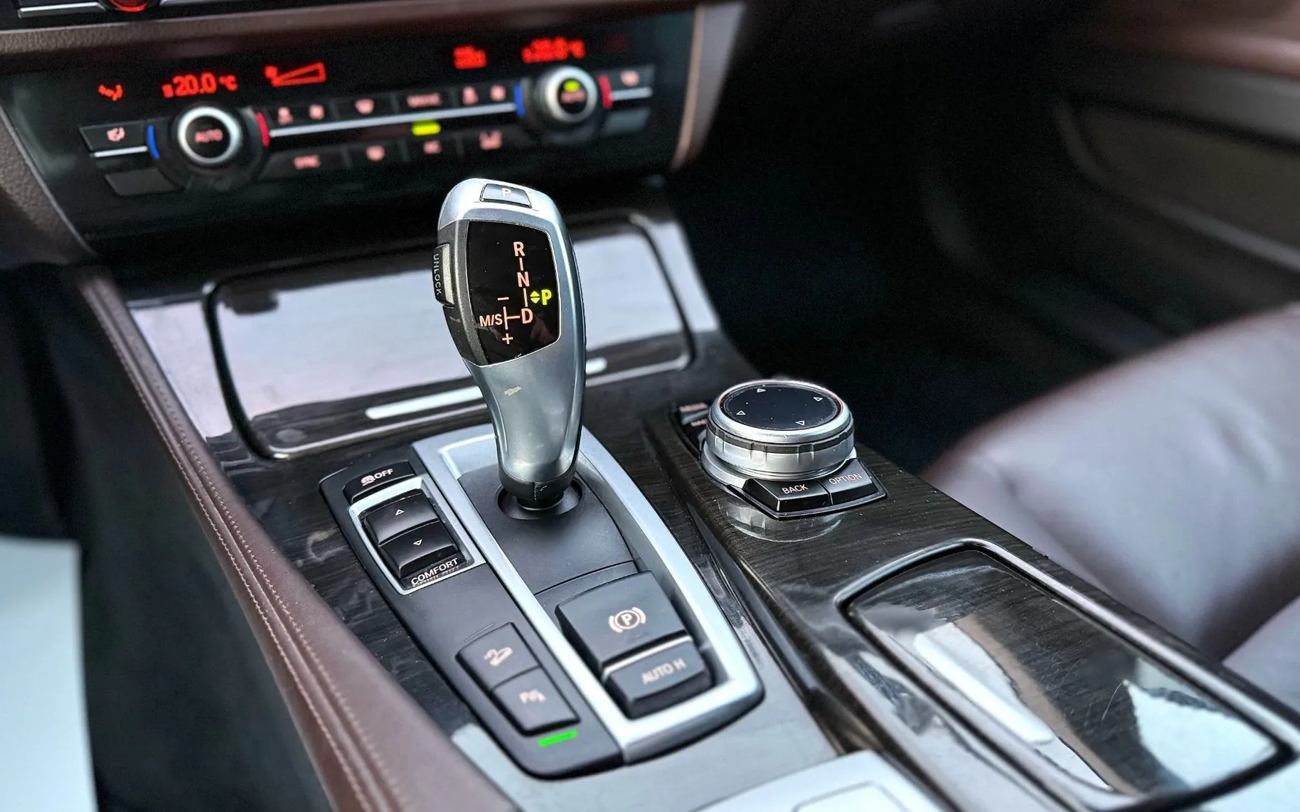 Zunanja slika - BMW Serija 5 - Touring: 520d xDrive AUT. LuxuryLiNE LED XENON USNJE ALU - 18