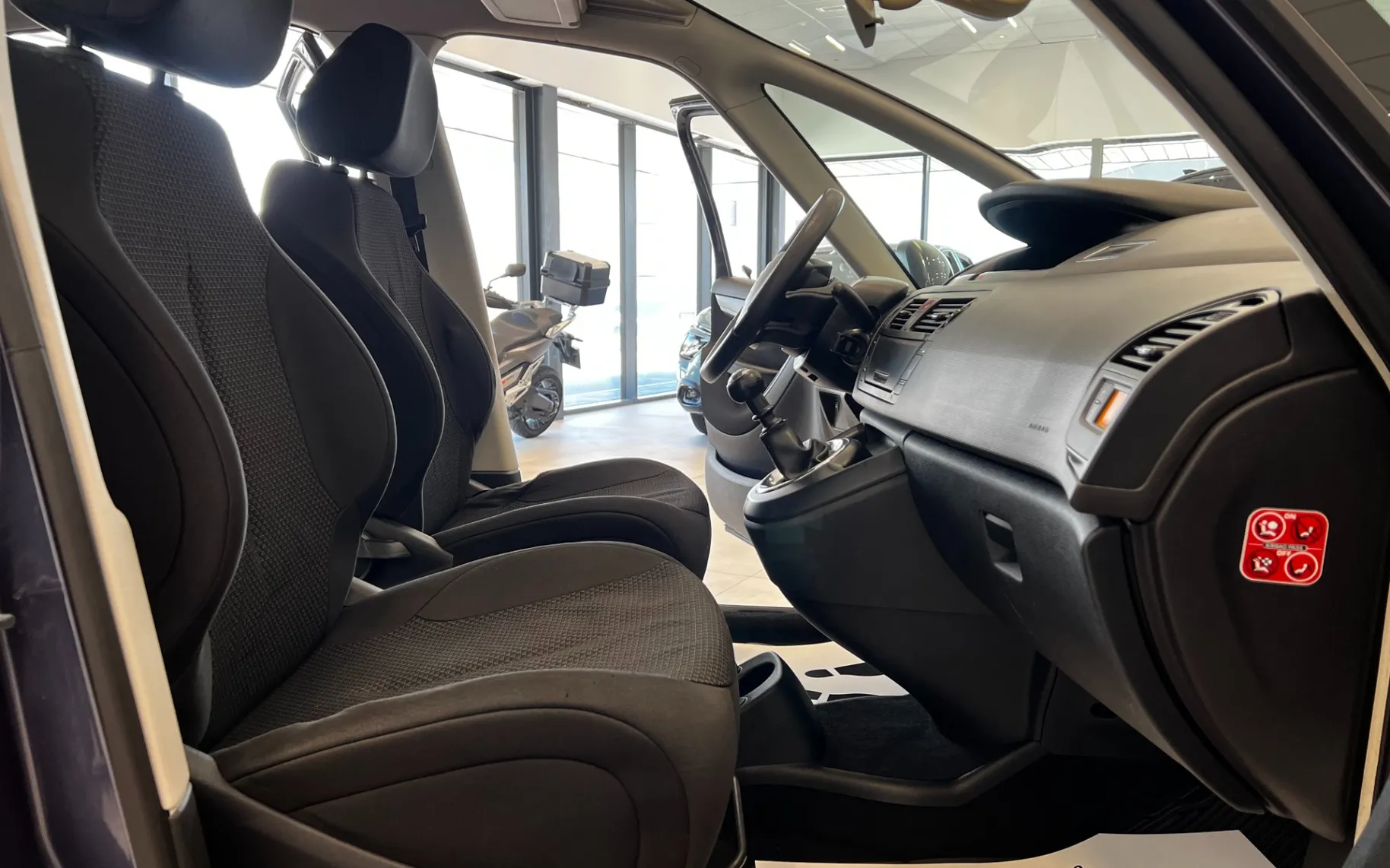 Zunanja slika - Citroën C4 - Picasso 1,6 HDi Tendance - 9