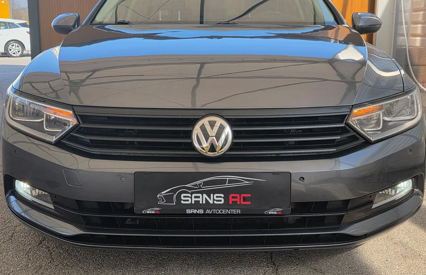 Zunanja slika - VW Passat - 1.6 TDI - DSG - KAMERA - TEMPOMAT - GL. SERVIS - 2