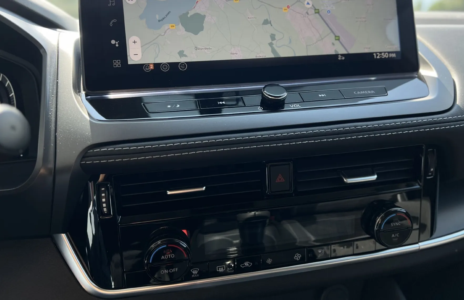 Zunanja slika - Nissan Qashqai - 1.3 DIG-T MHEV N-Connecta X-Tronic - 5