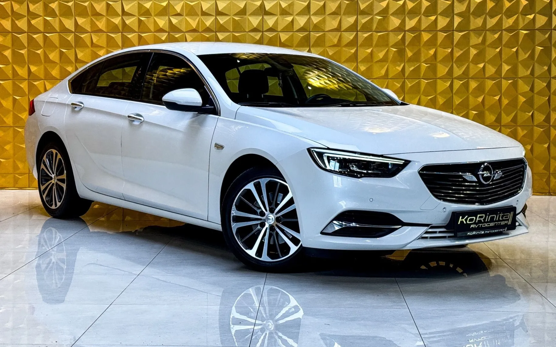 Zunanja slika - Opel Insignia - 2.0 CDTI AUT. HEADUP-KAMERA-BOSE-GRETJE VOLANA - 3